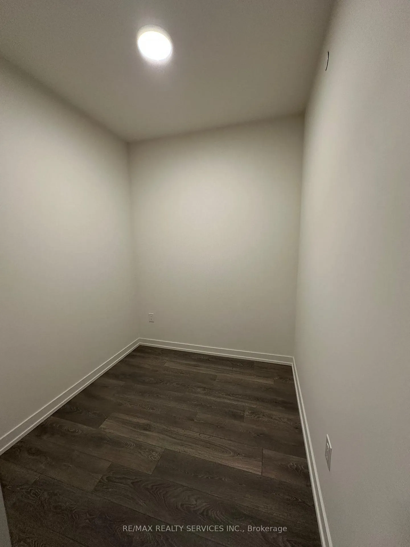 Photo 4 of Unit 414, 181 Sterling Road, Toronto, Dufferin Grove — HOMEH