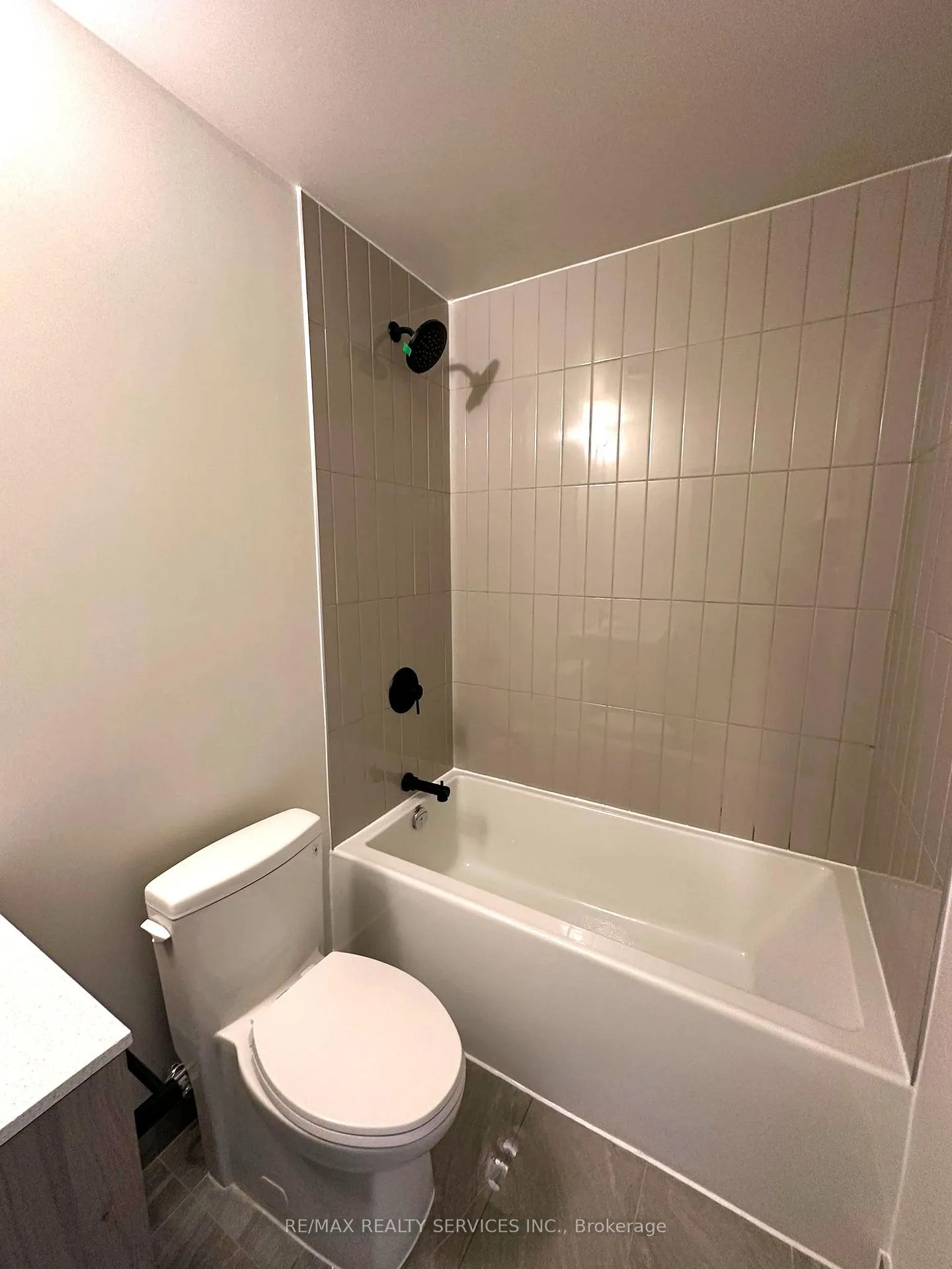 Photo 9 of Unit 414, 181 Sterling Road, Toronto, Dufferin Grove — HOMEH