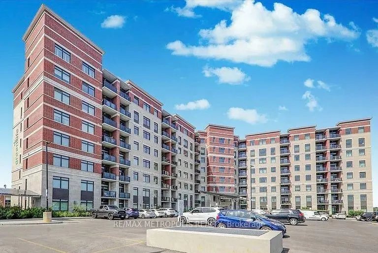 Front of Unit 512, 39 New Delhi Drive