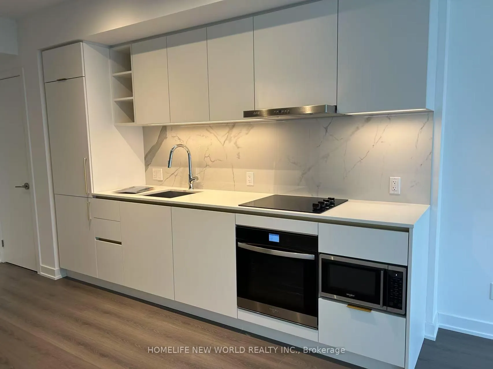 Photo 2 of Unit 2002, 8 Wellesley Street W, Toronto, Bay Street Corridor — HOMEH
