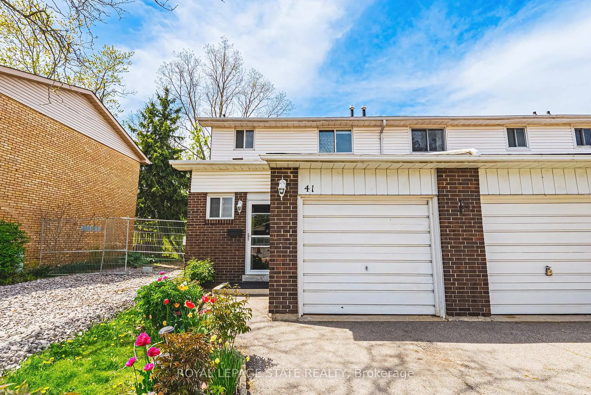 Photo 1 of Unit 41, 100 Quigley Road, Hamilton, Vincent — HOMEH