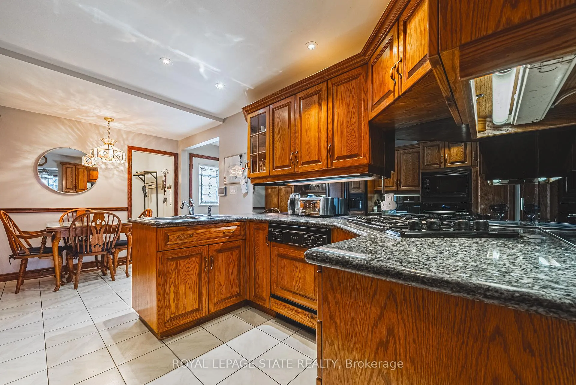 Photo 13 of Unit 41, 100 Quigley Road, Hamilton, Vincent — HOMEH