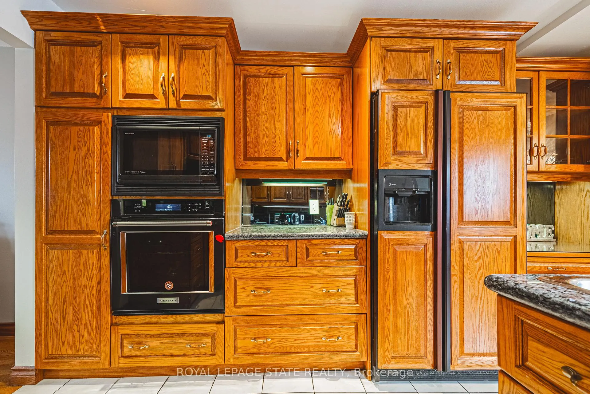 Photo 14 of Unit 41, 100 Quigley Road, Hamilton, Vincent — HOMEH