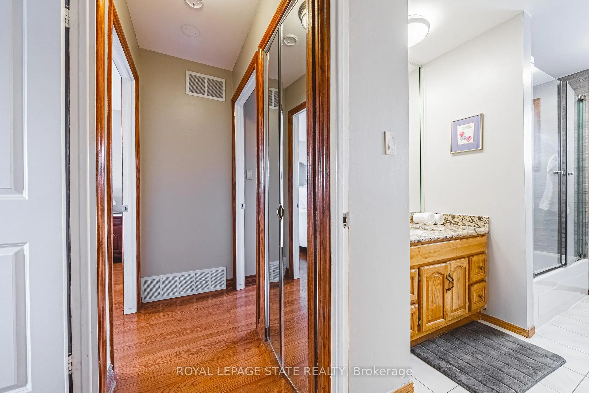 Photo 27 of Unit 41, 100 Quigley Road, Hamilton, Vincent — HOMEH