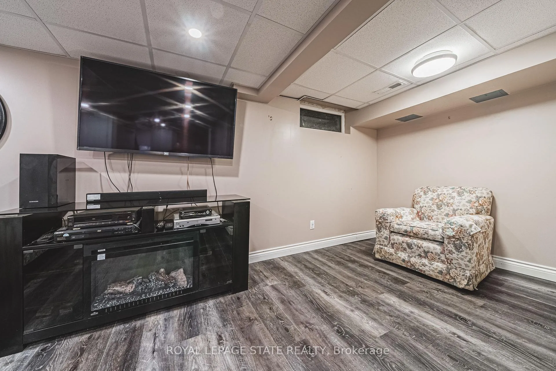 Photo 29 of Unit 41, 100 Quigley Road, Hamilton, Vincent — HOMEH