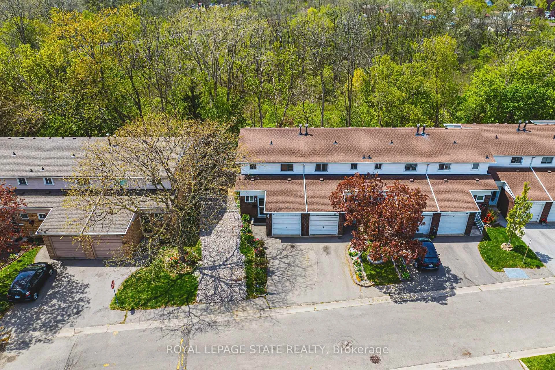 Photo 35 of Unit 41, 100 Quigley Road, Hamilton, Vincent — HOMEH