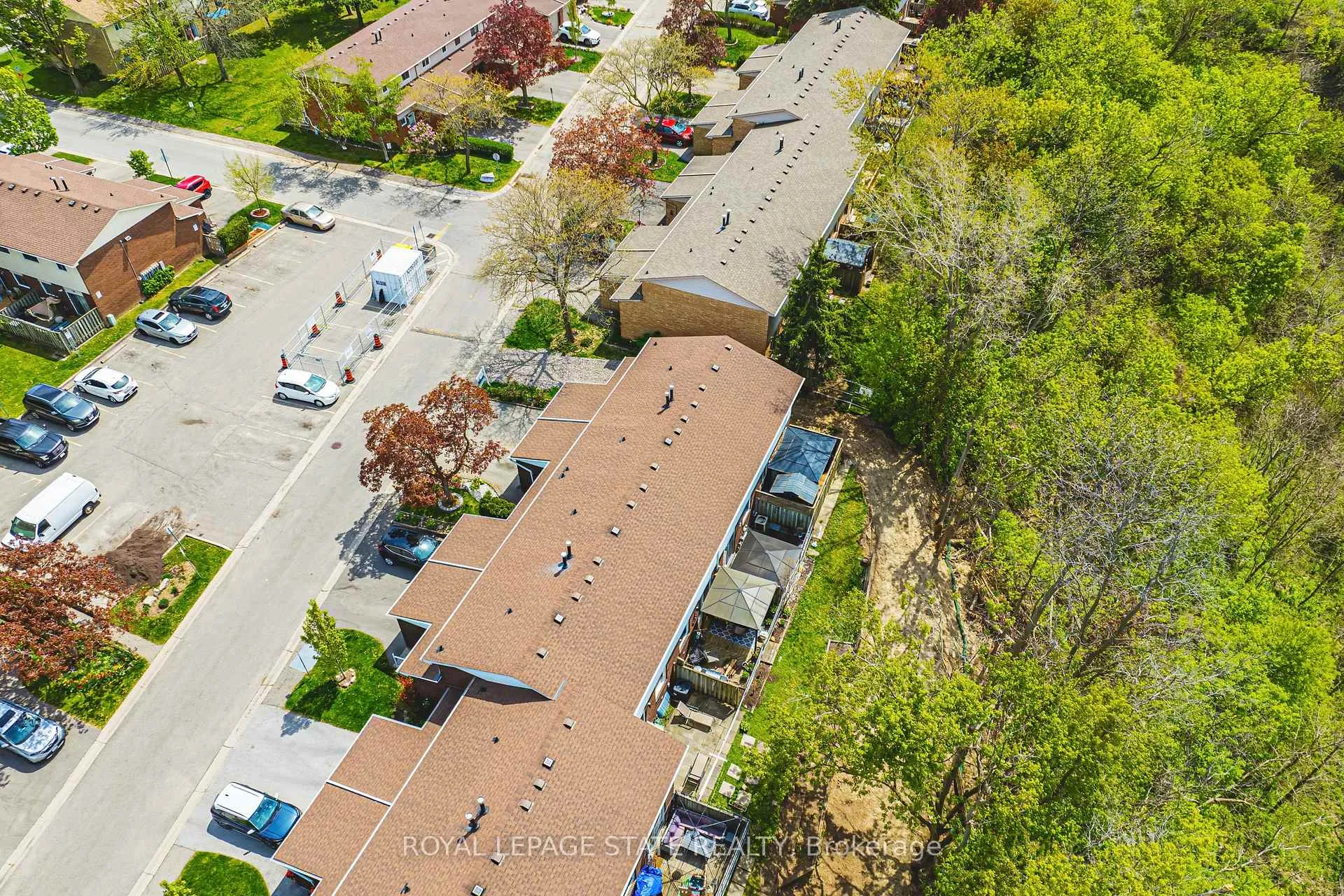 Photo 38 of Unit 41, 100 Quigley Road, Hamilton, Vincent — HOMEH