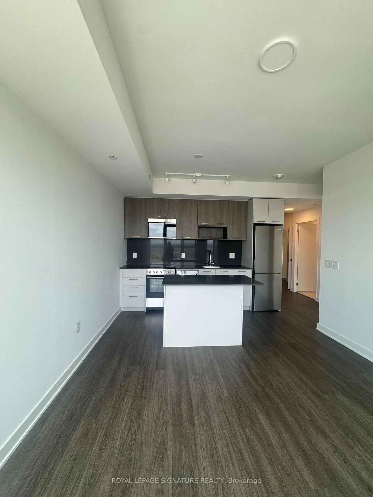 Photo 2 of Unit 2212, 40 Lagerfeld Drive, Brampton, Northwest Brampton — HOMEH