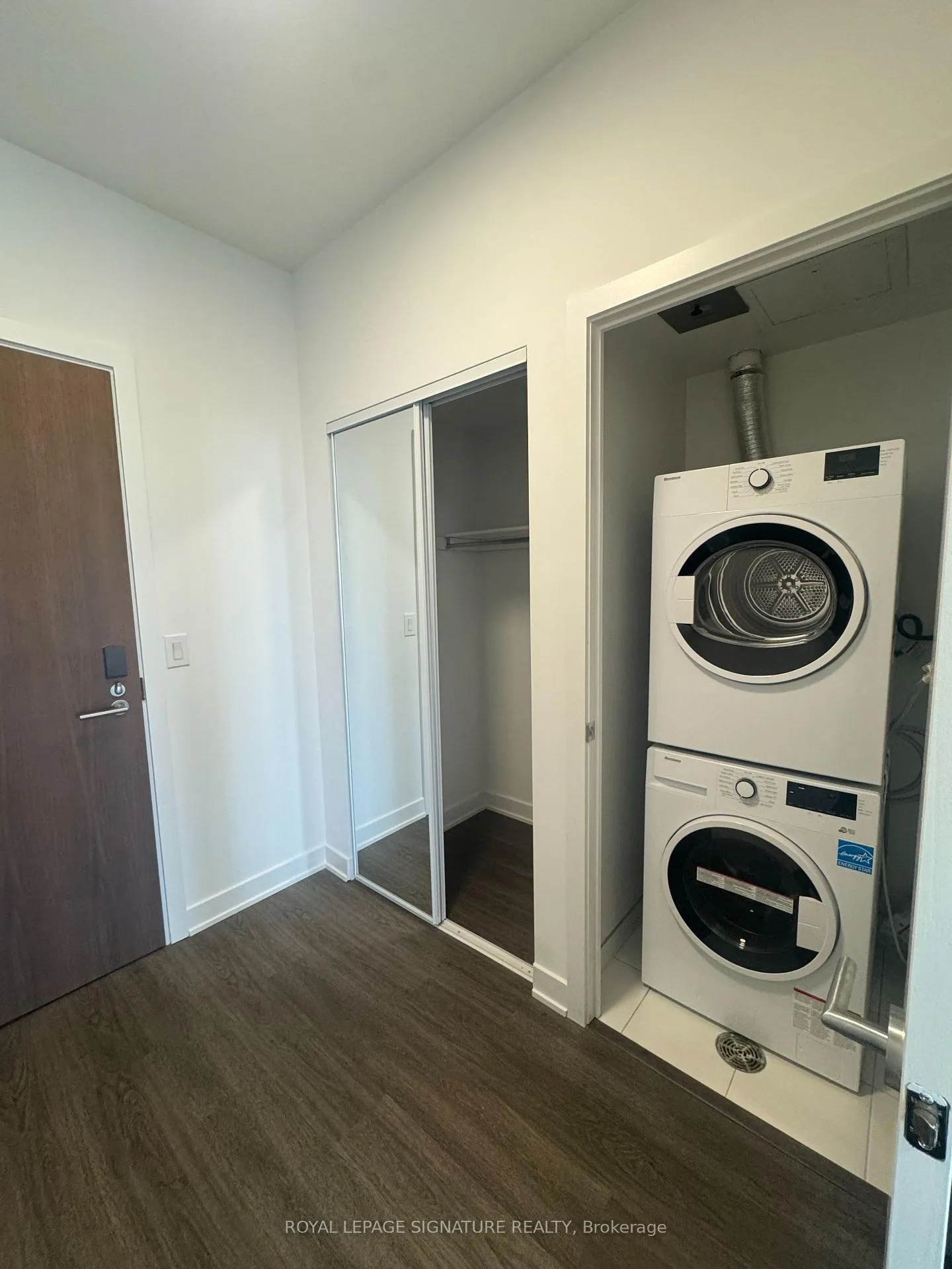 Photo 7 of Unit 2212, 40 Lagerfeld Drive, Brampton, Northwest Brampton — HOMEH
