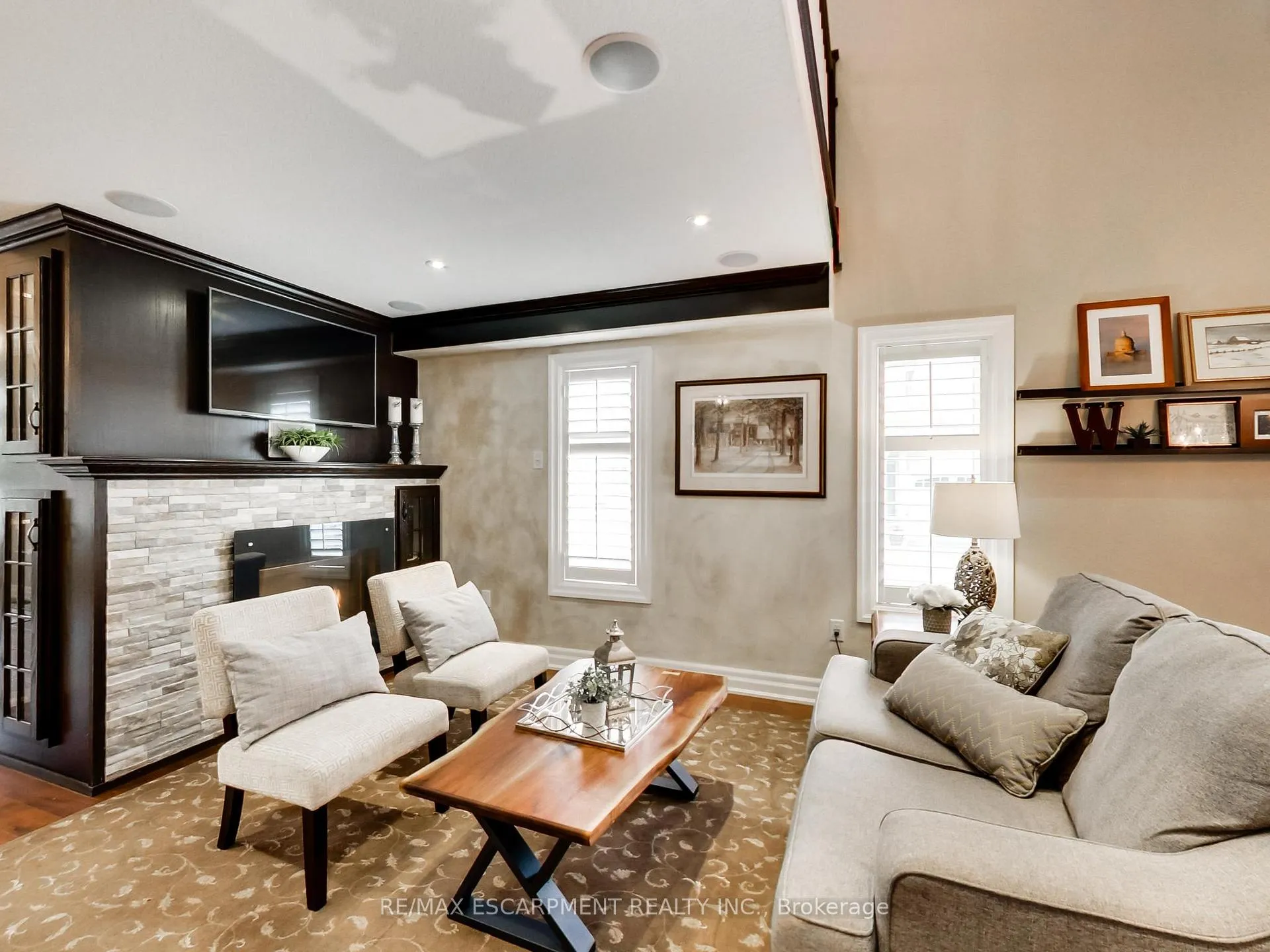 Photo 14 of 89 Toulon Avenue, Hamilton, Ancaster — HOMEH