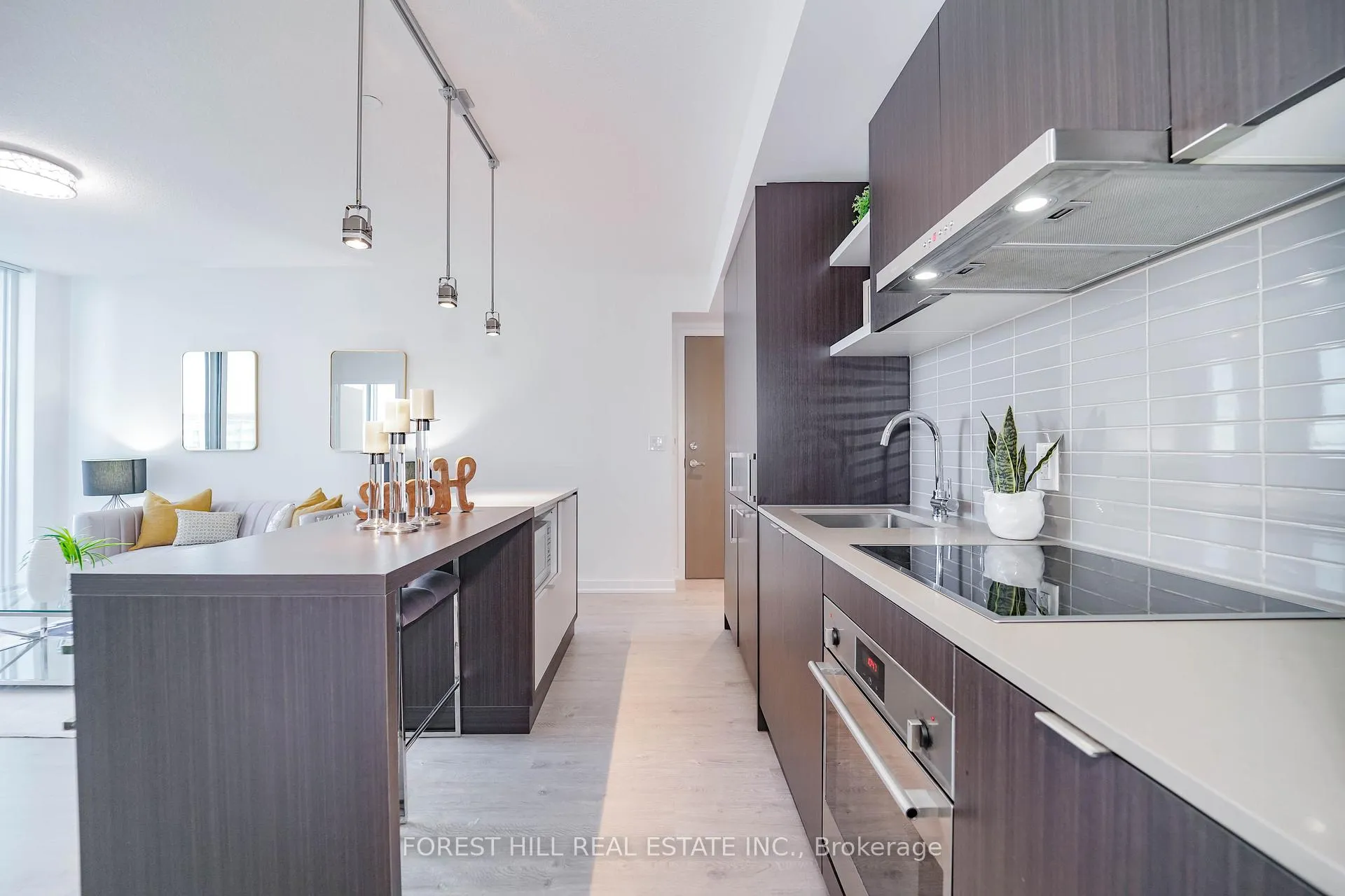 Photo 2 of Unit 3901, 100 Harbour Street, Toronto, Waterfront Communities — HOMEH