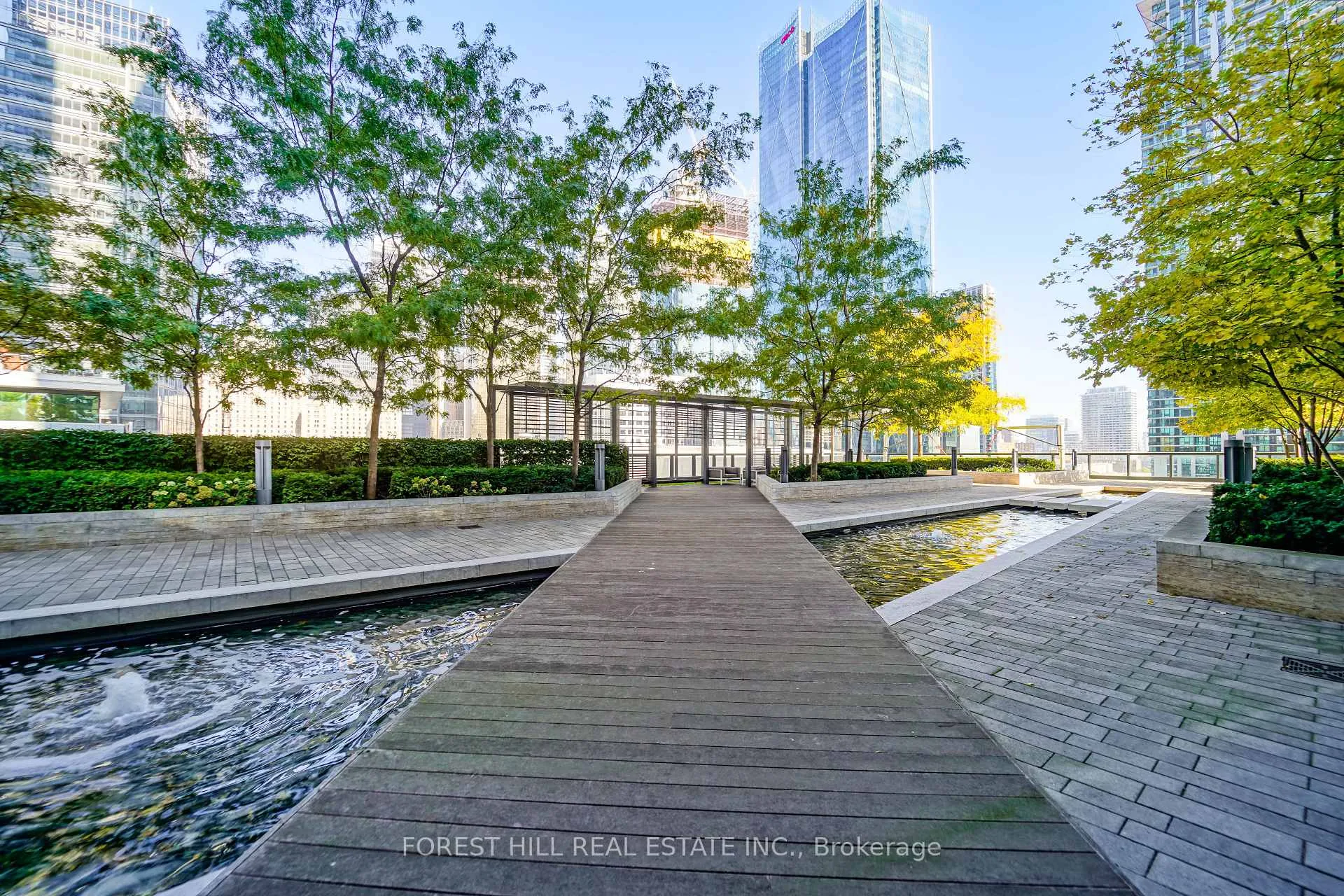 Photo 7 of Unit 3901, 100 Harbour Street, Toronto, Waterfront Communities — HOMEH