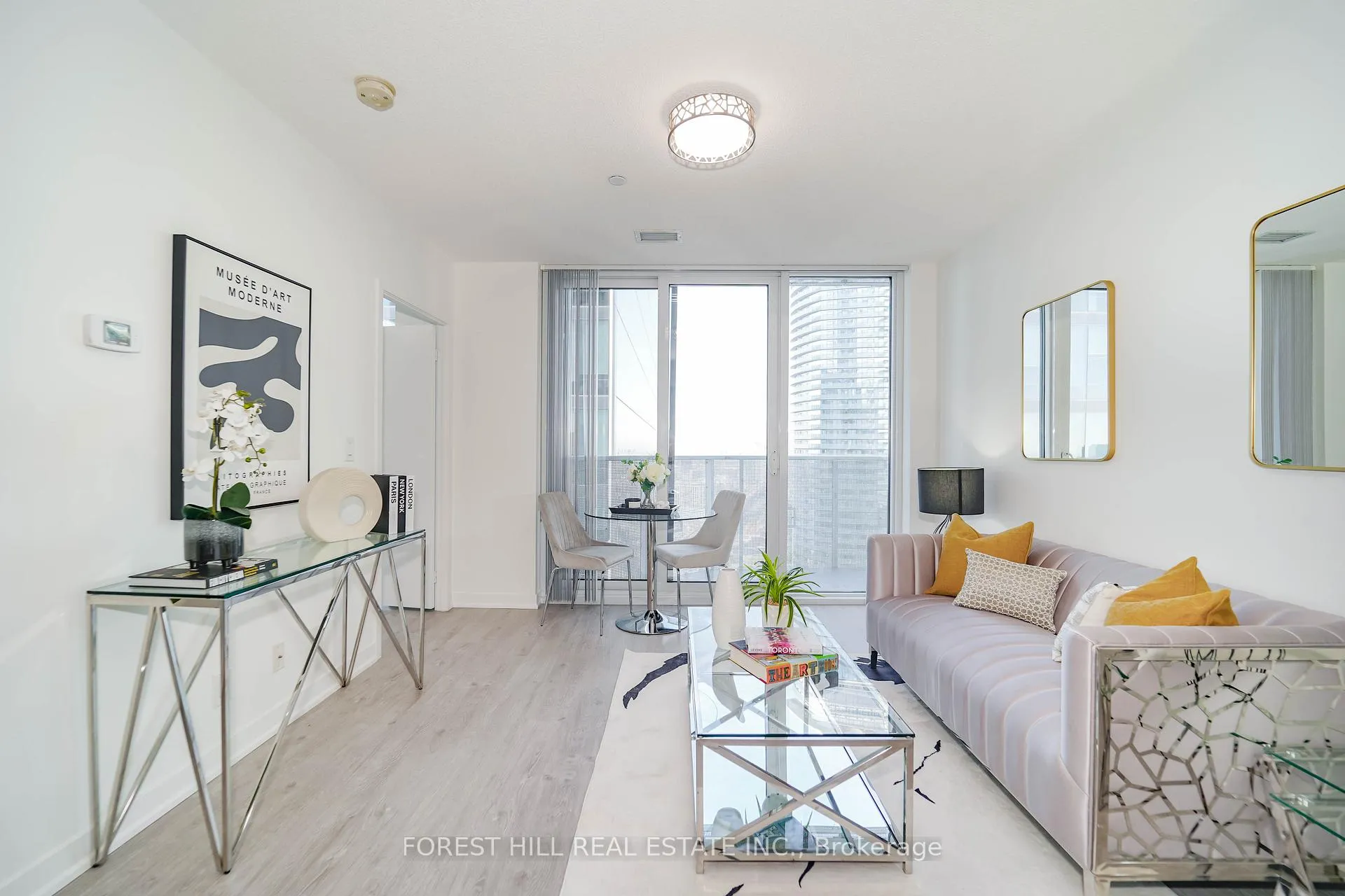 Photo 14 of Unit 3901, 100 Harbour Street, Toronto, Waterfront Communities — HOMEH