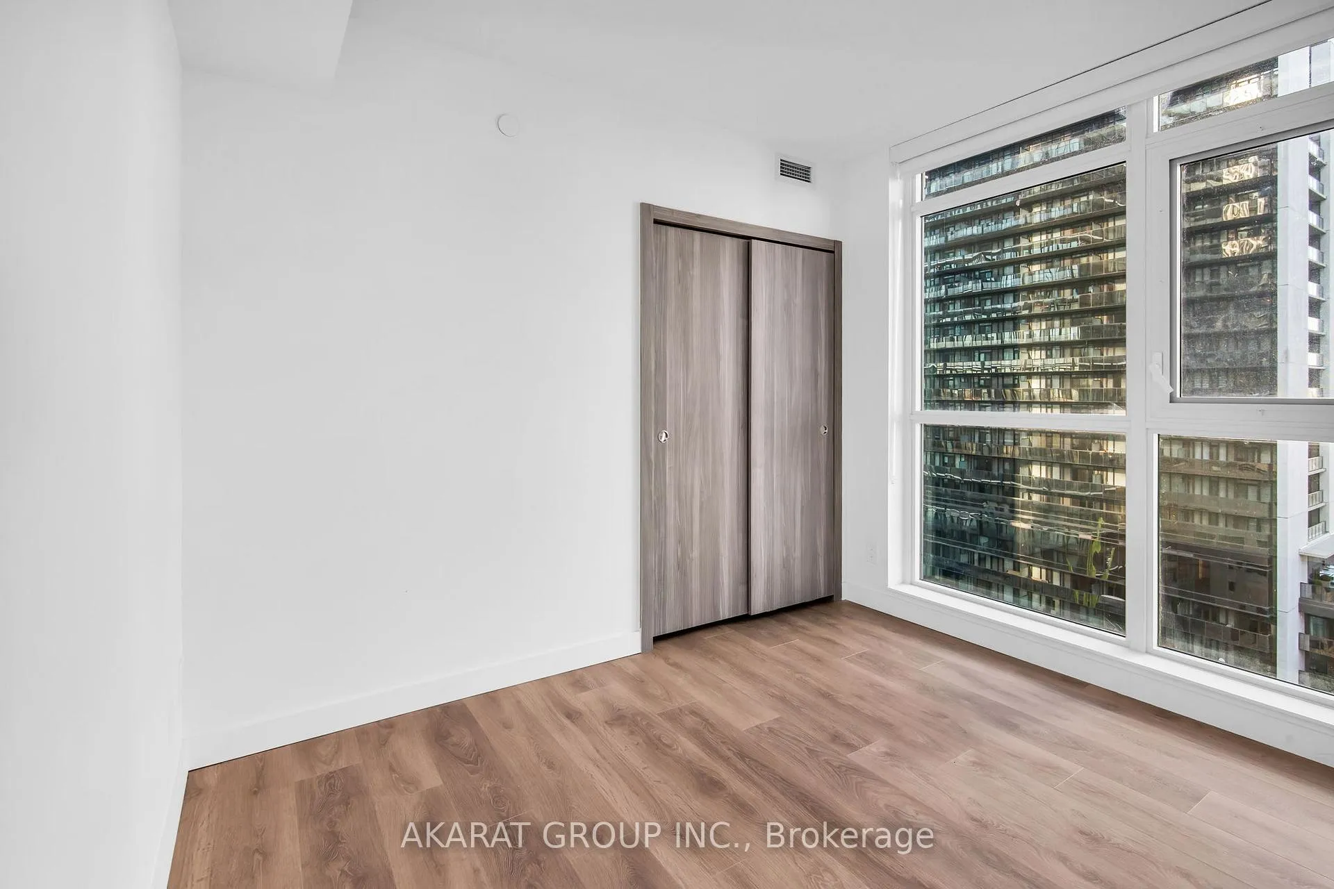 Photo 18 of Unit 2001, 38 Widmer Street, Toronto, Waterfront Communities — HOMEH