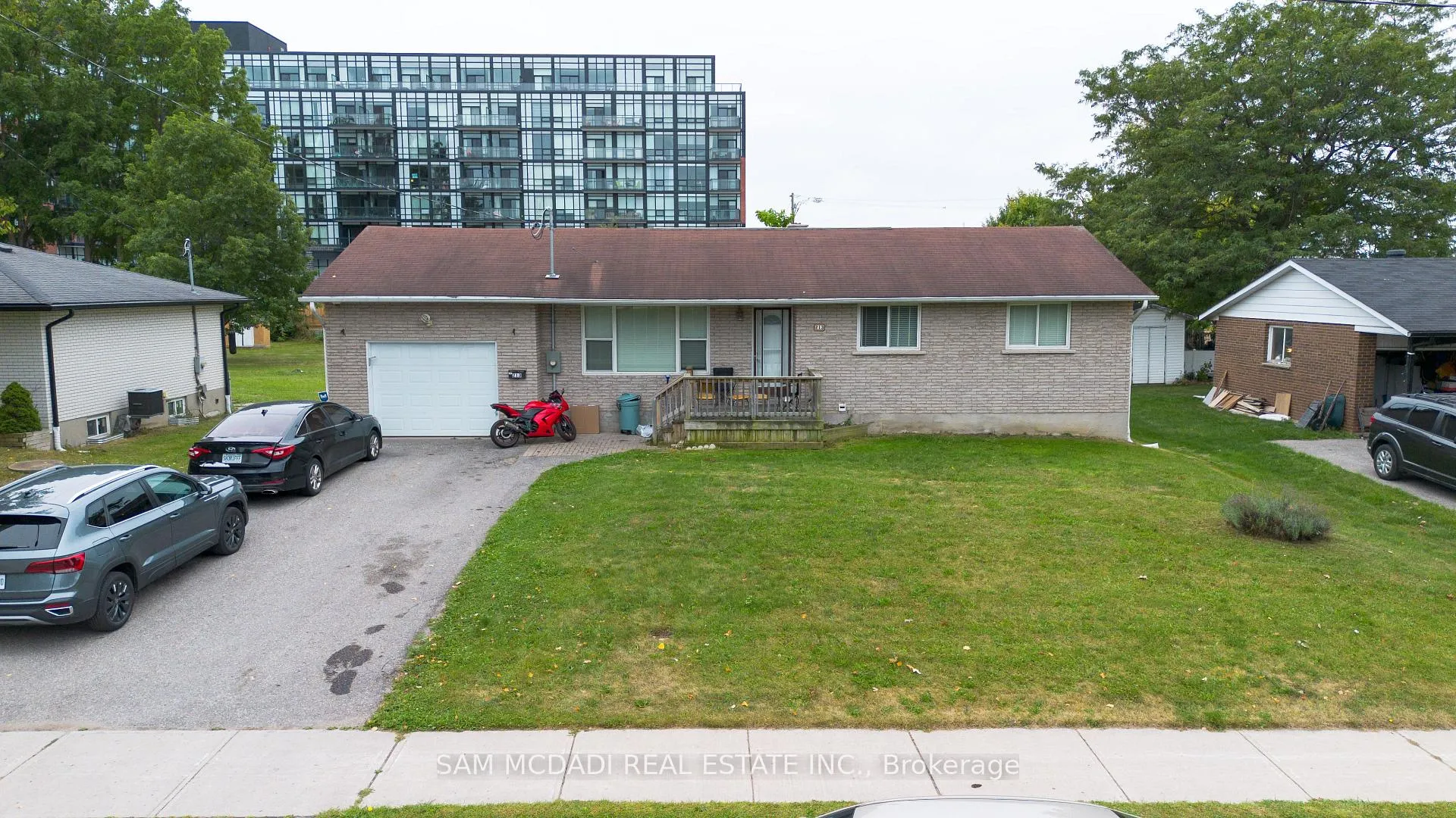Photo 1 of 213 Kenneth Avenue, Barrie, Painswick South — HOMEH