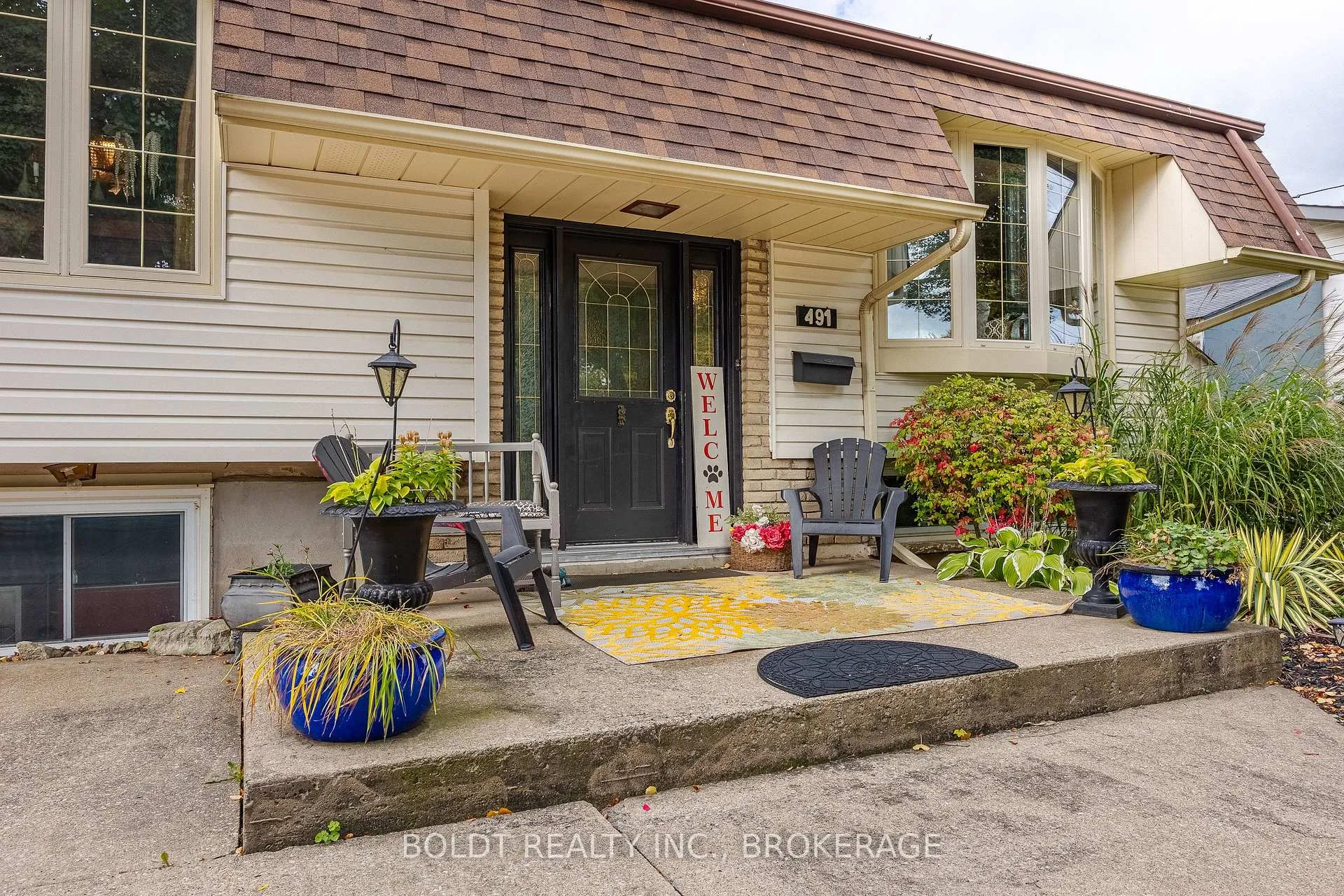Photo 2 of 491 Bunting Road, St. Catharines, Bunting/Linwell — HOMEH