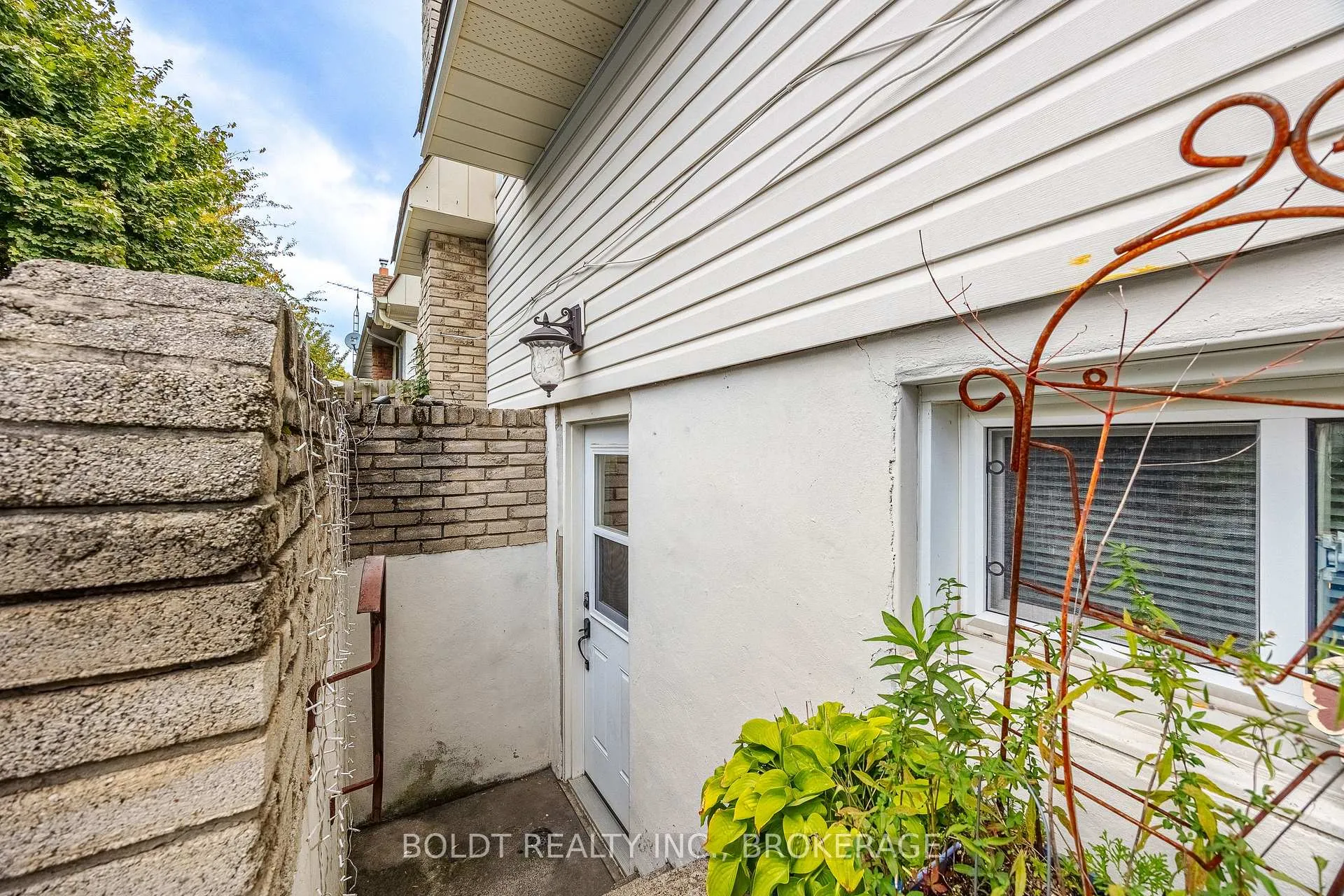 Photo 26 of 491 Bunting Road, St. Catharines, Bunting/Linwell — HOMEH