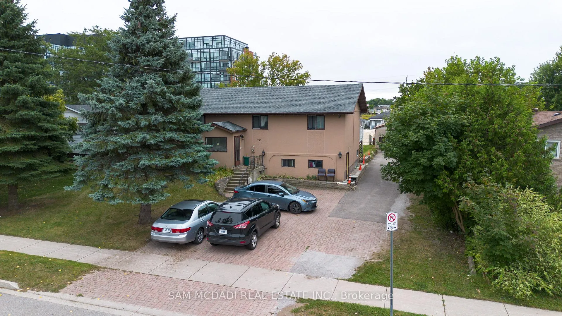 Photo 1 of 217 Kenneth Avenue, Barrie, Painswick South — HOMEH