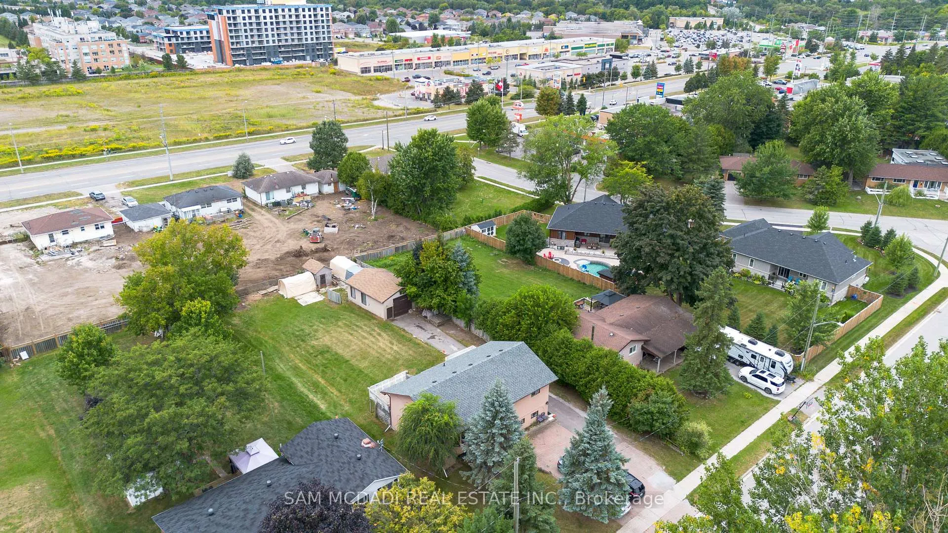 Photo 8 of 217 Kenneth Avenue, Barrie, Painswick South — HOMEH