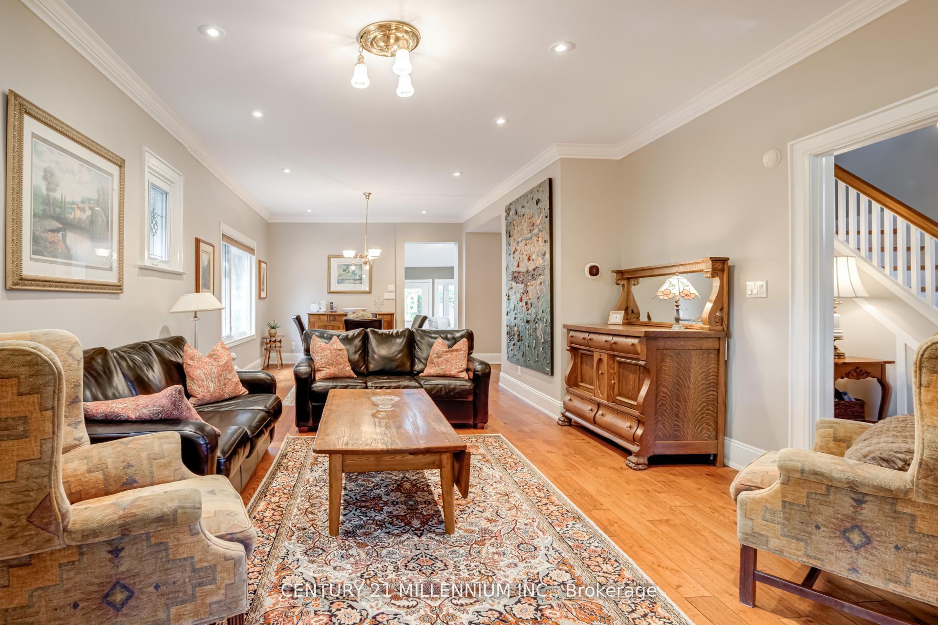 Photo 9 of 30 Frederick Street, Brampton, Downtown Brampton — HOMEH