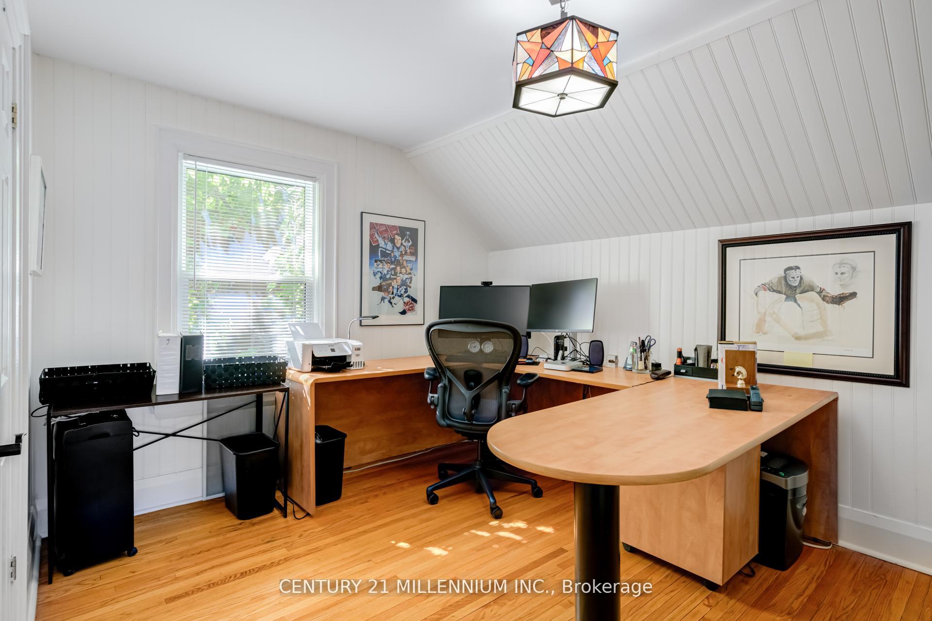 Photo 21 of 30 Frederick Street, Brampton, Downtown Brampton — HOMEH