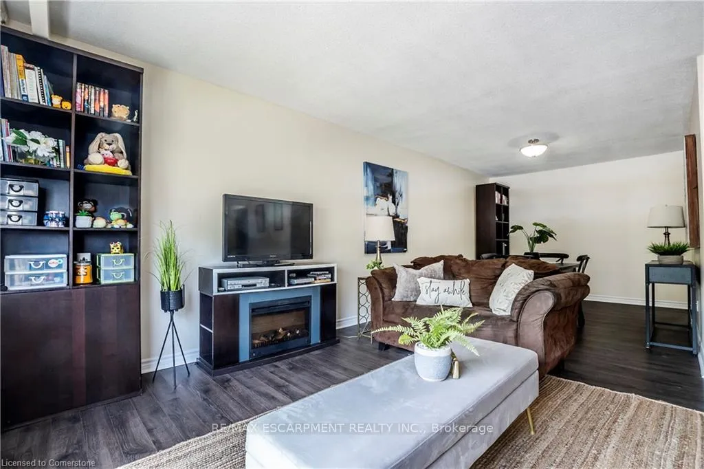 Photo 5 of 24 Bow Valley Drive, Hamilton, Riverdale — HOMEH