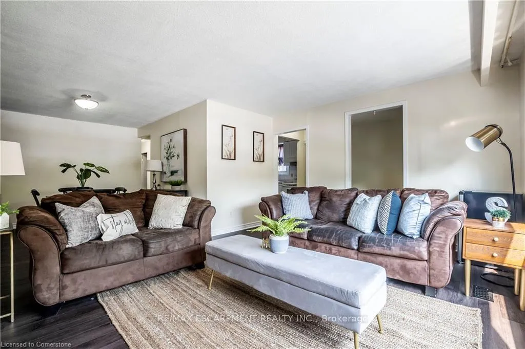 Photo 6 of 24 Bow Valley Drive, Hamilton, Riverdale — HOMEH