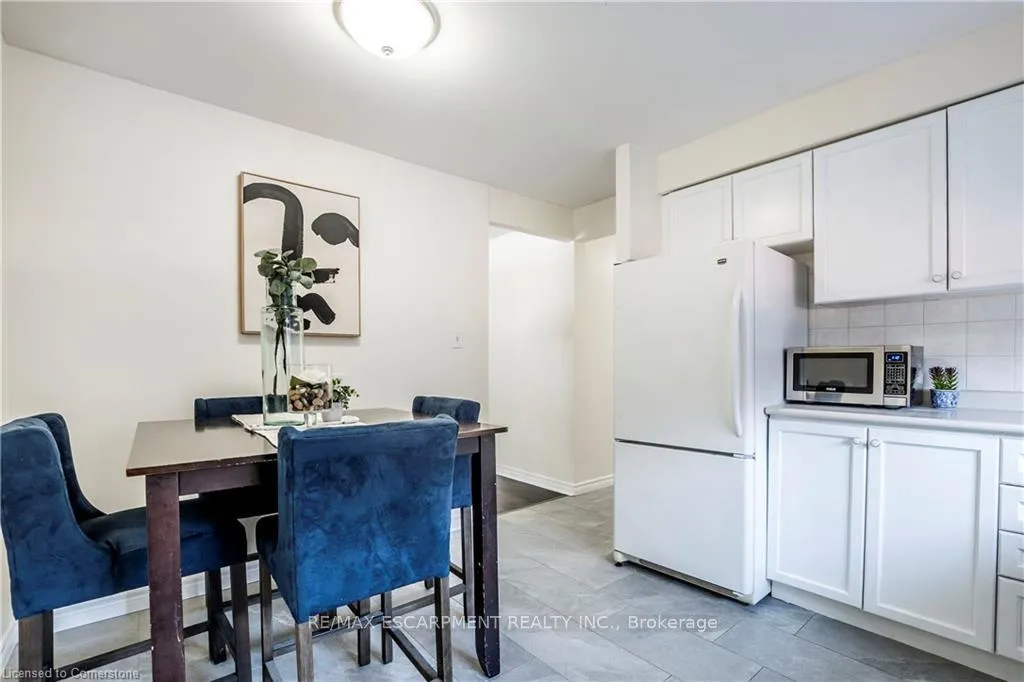 Photo 9 of 24 Bow Valley Drive, Hamilton, Riverdale — HOMEH