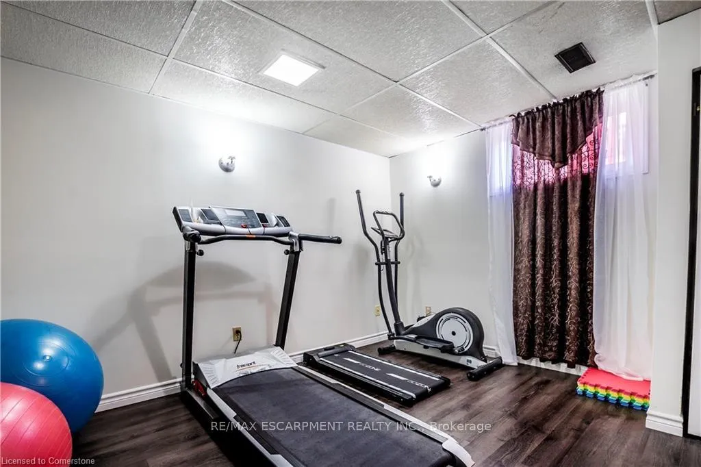 Photo 26 of 24 Bow Valley Drive, Hamilton, Riverdale — HOMEH
