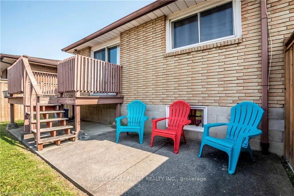 Photo 30 of 24 Bow Valley Drive, Hamilton, Riverdale — HOMEH