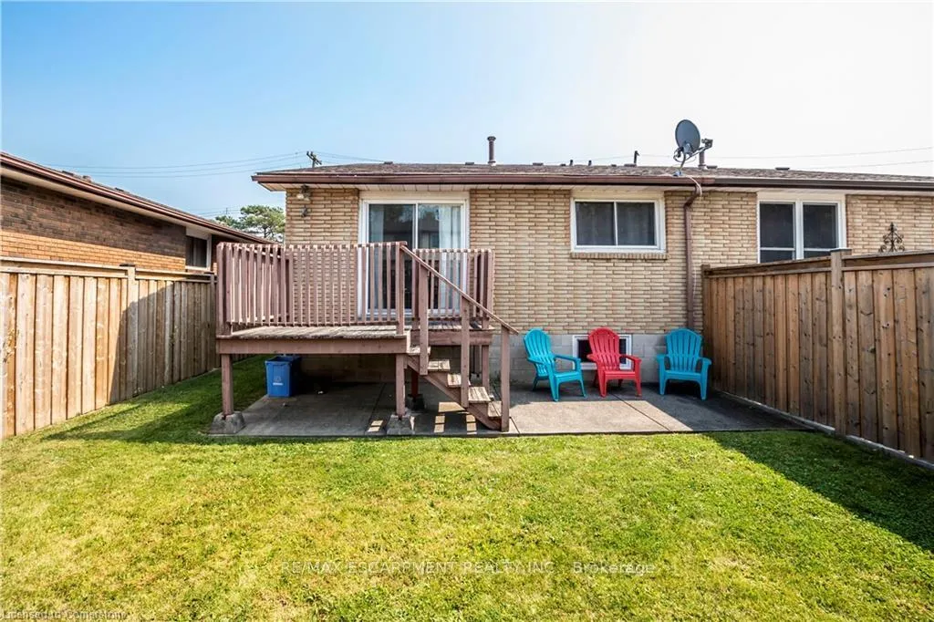 Photo 35 of 24 Bow Valley Drive, Hamilton, Riverdale — HOMEH