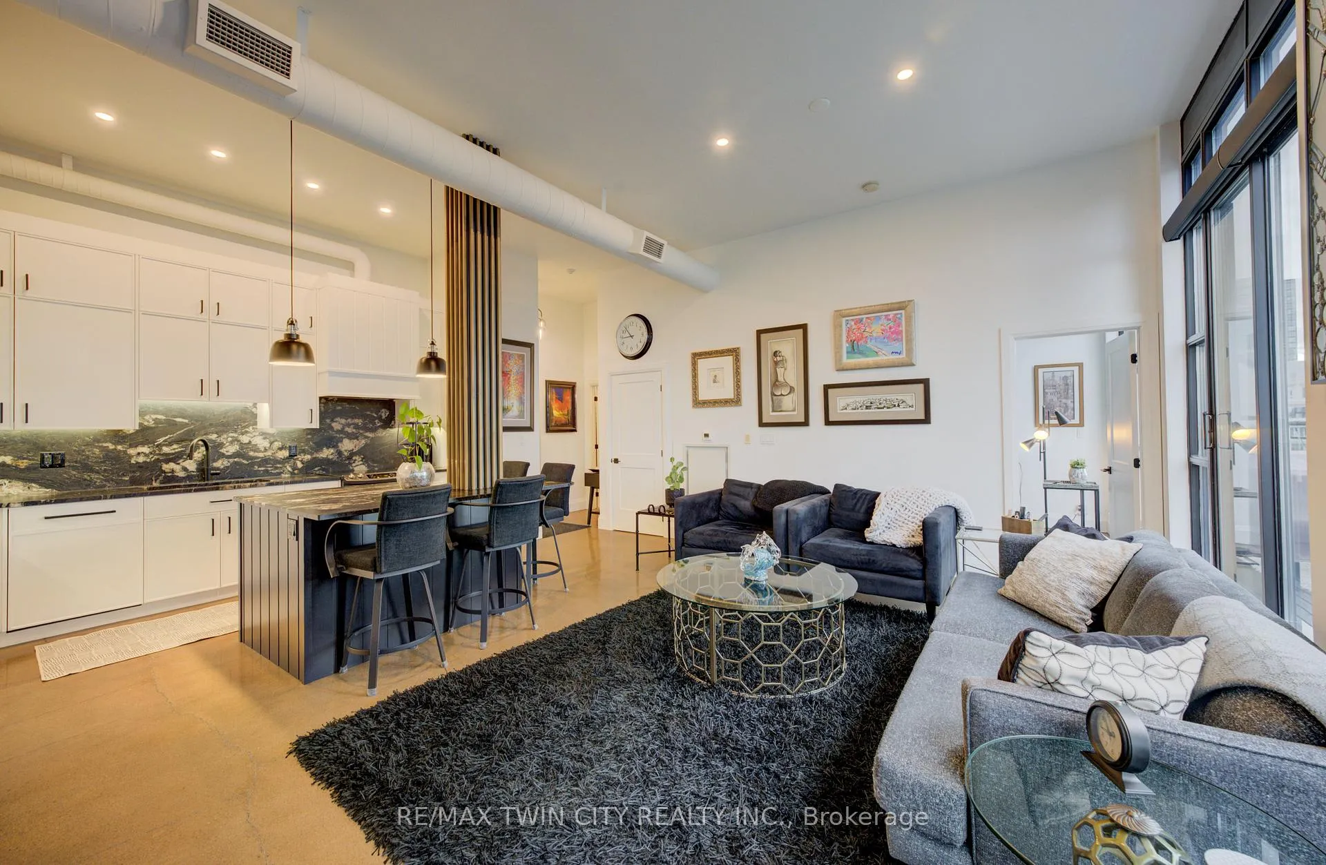 Photo 7 of Unit 608, 410 King Street W, Kitchener — HOMEH