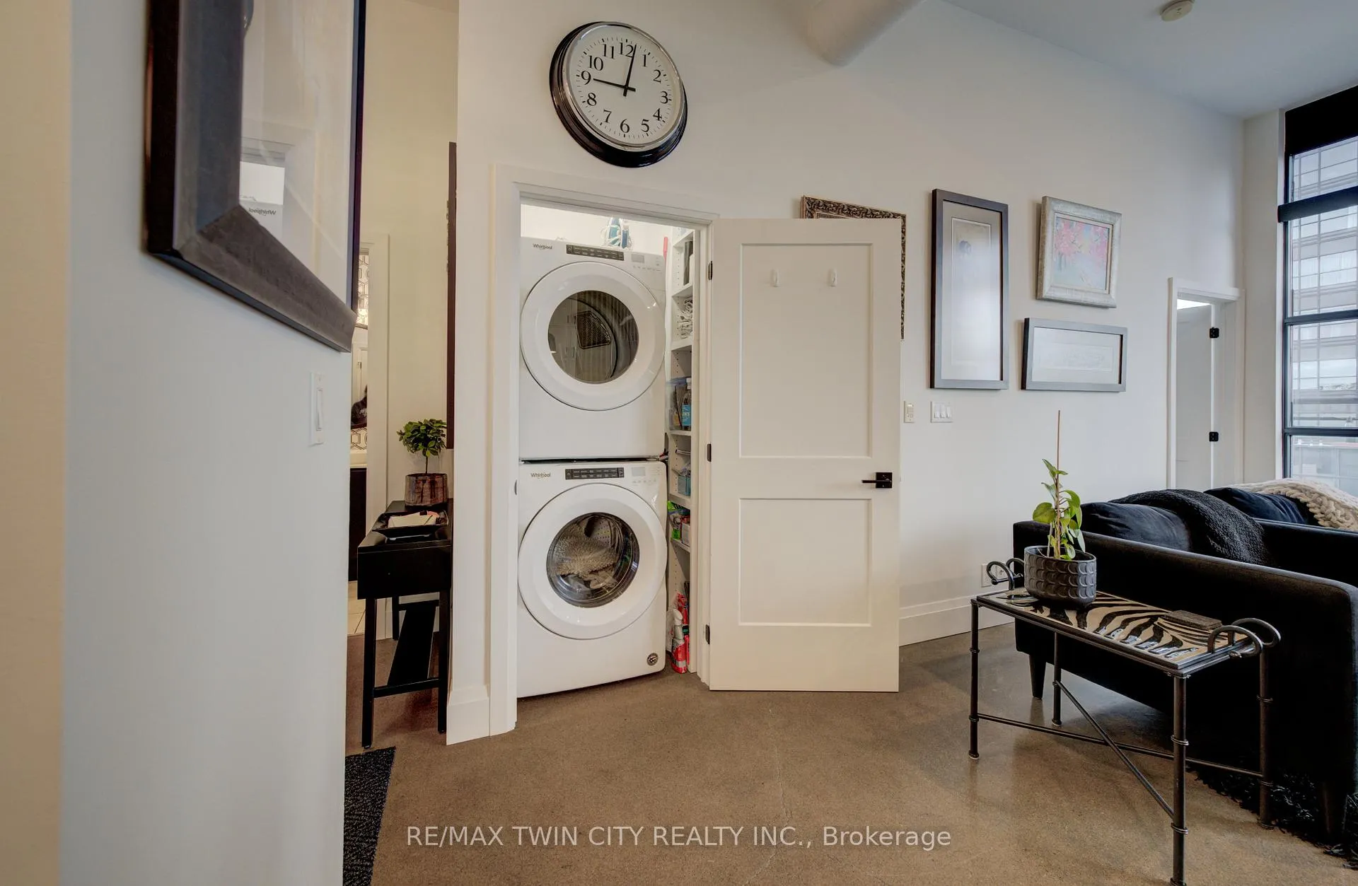 Photo 17 of Unit 608, 410 King Street W, Kitchener — HOMEH