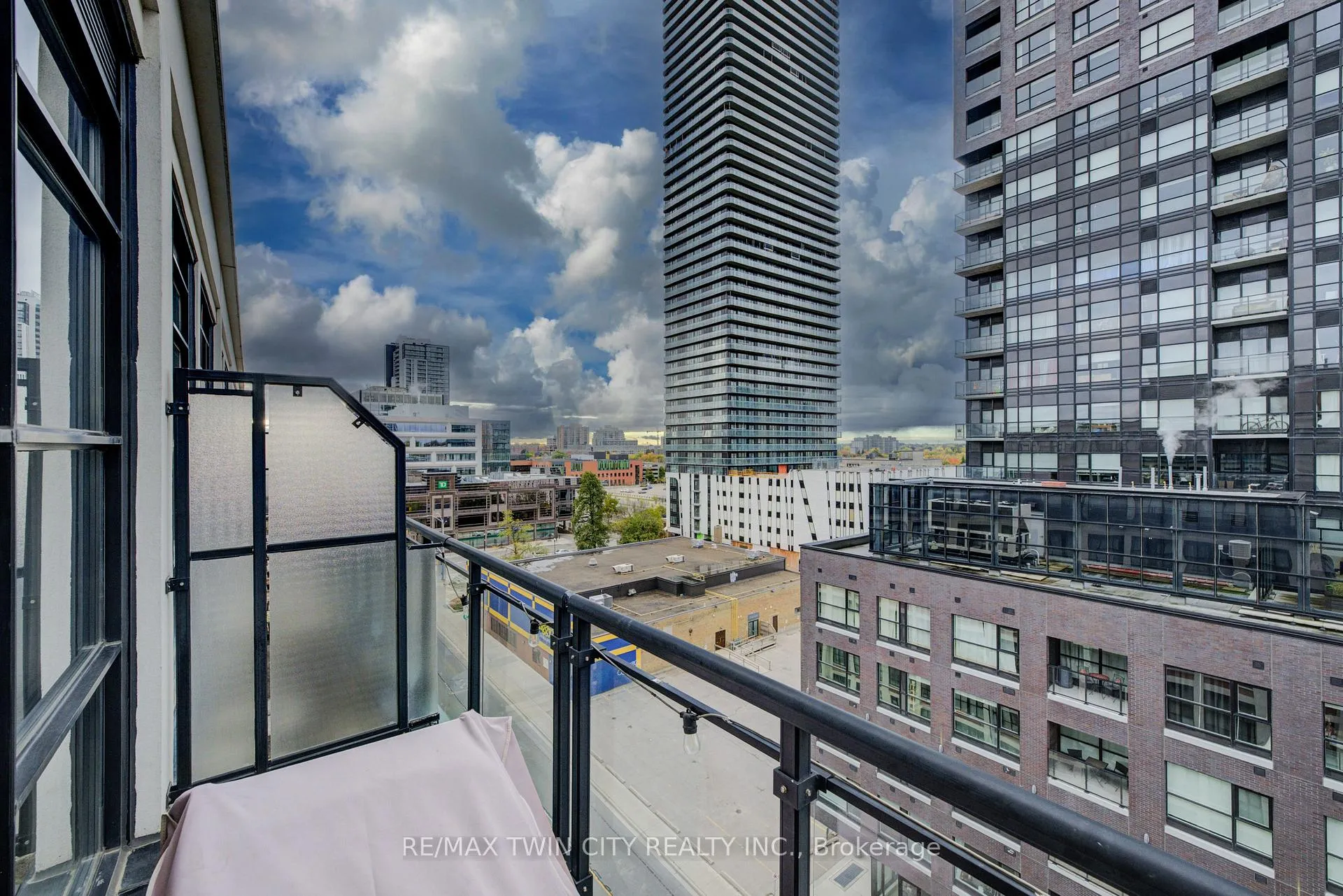 Photo 22 of Unit 608, 410 King Street W, Kitchener — HOMEH
