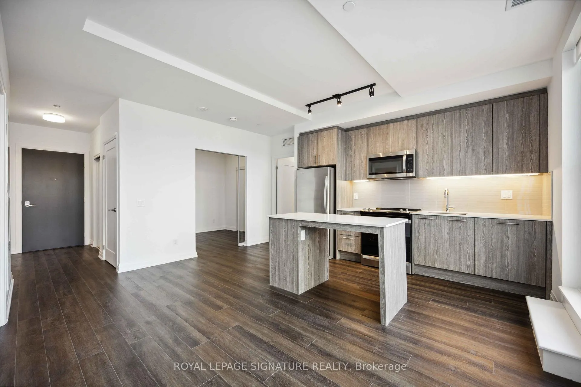 Photo 4 of Unit 318, 286 Main Street, Toronto, East End-Danforth — HOMEH