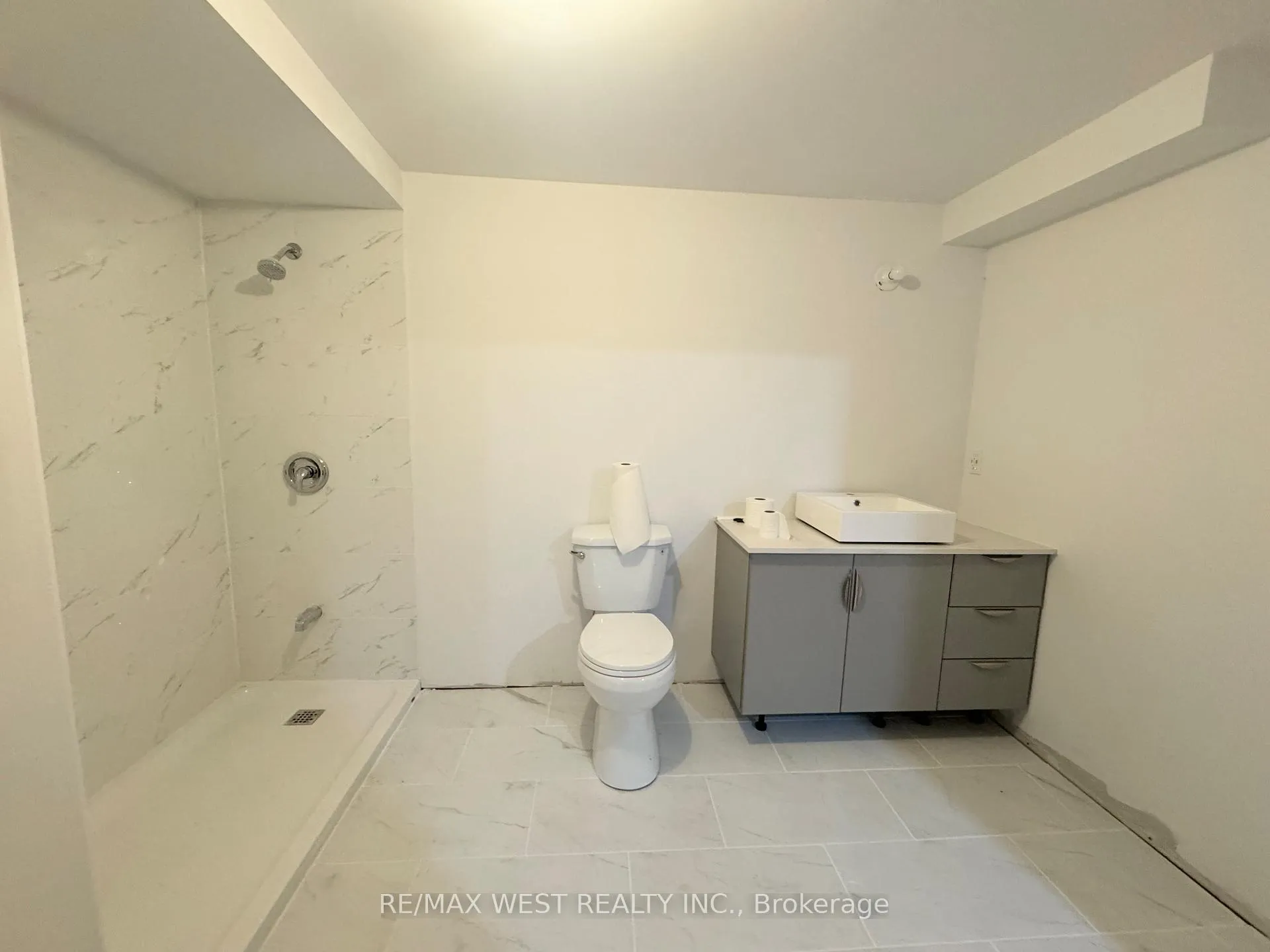 Photo 38 of Unit 2, 3 Larkdale Terrace, Brampton, Sandringham-Wellington — HOMEH
