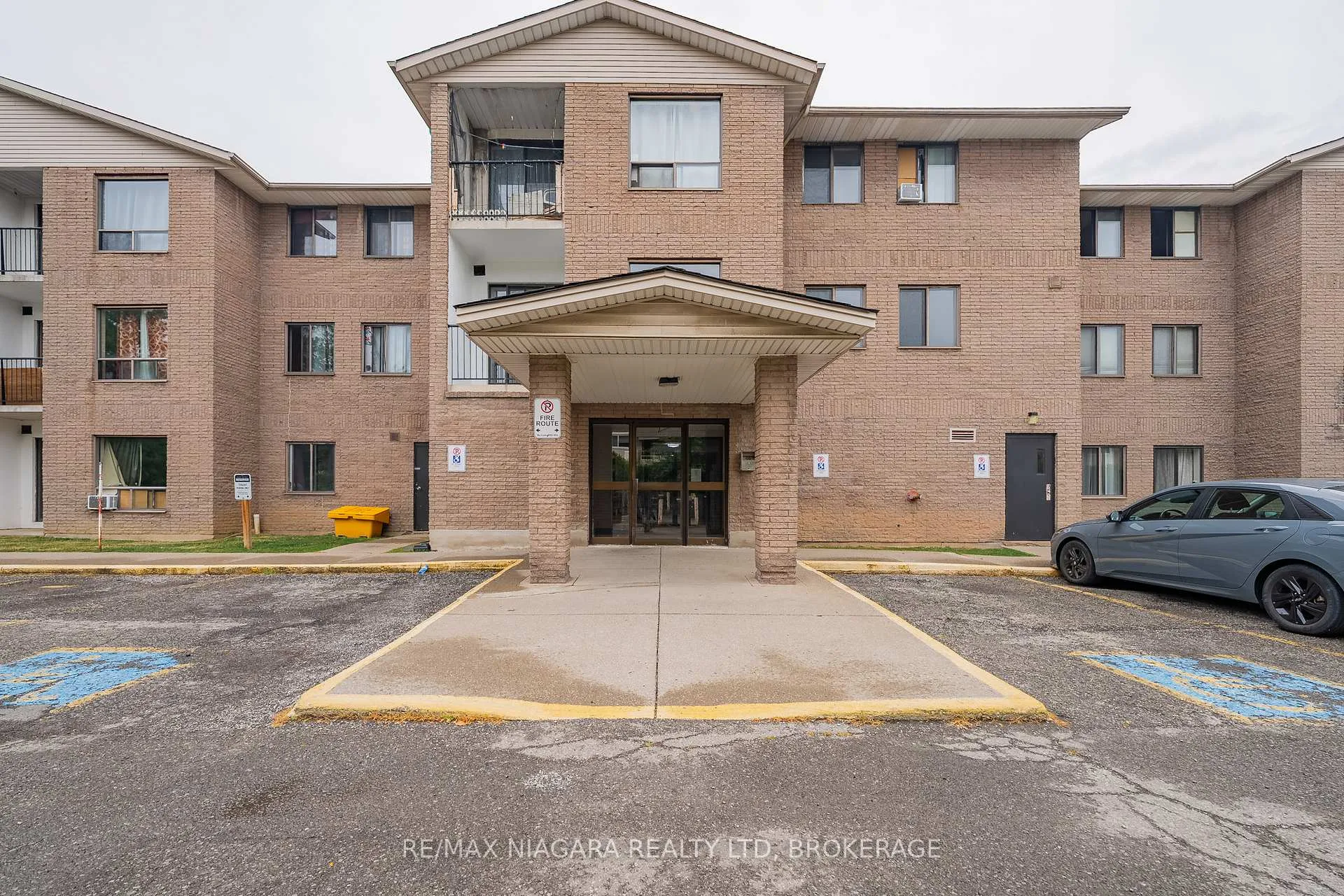 Photo 1 of Unit 316, 37 Rykert Street, St. Catharines, Rykert/Vansickle — HOMEH