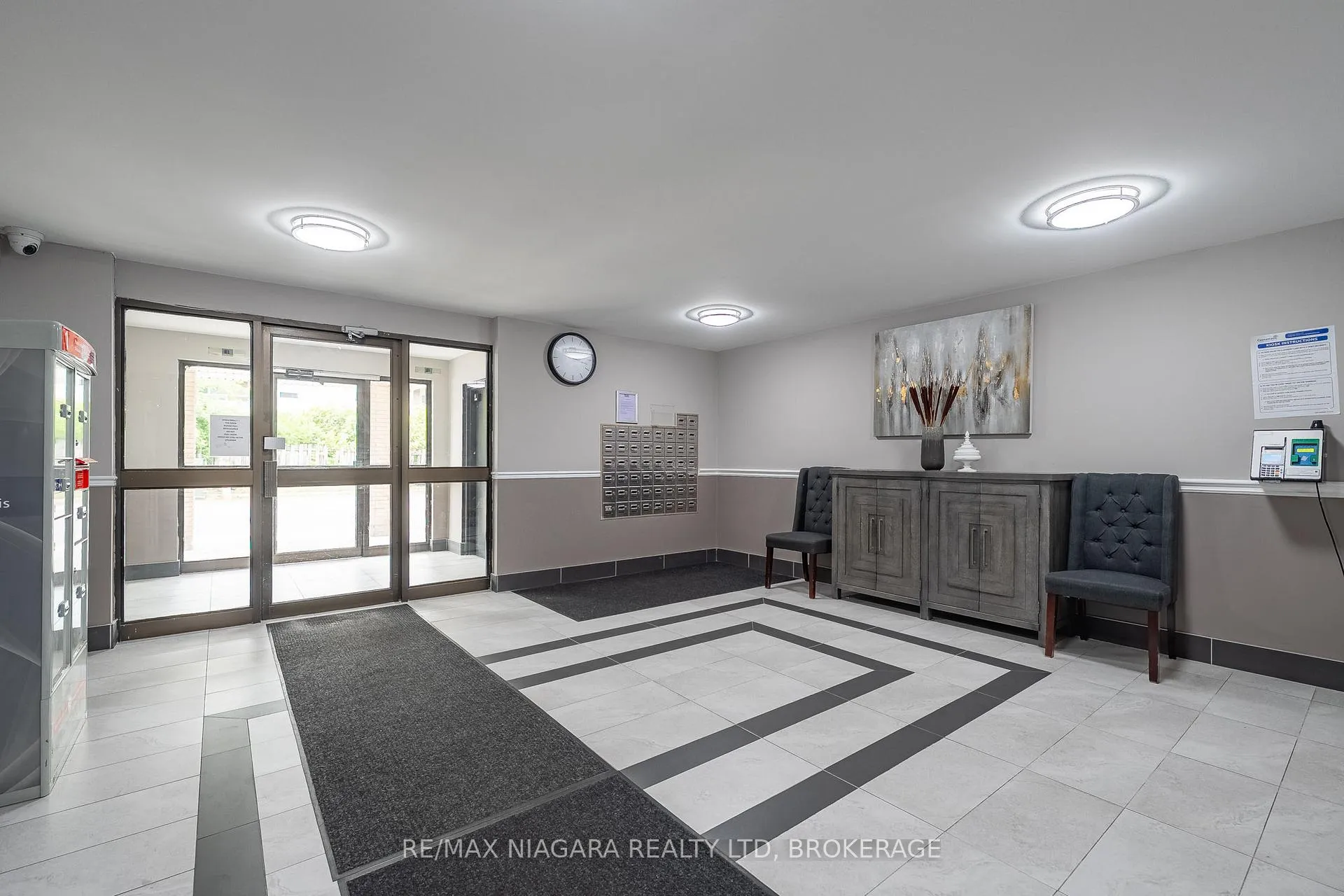 Photo 2 of Unit 316, 37 Rykert Street, St. Catharines, Rykert/Vansickle — HOMEH
