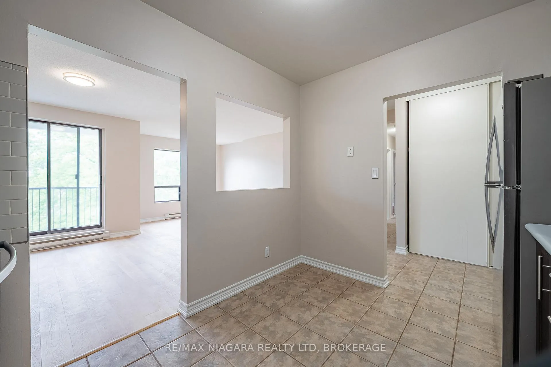 Photo 8 of Unit 316, 37 Rykert Street, St. Catharines, Rykert/Vansickle — HOMEH