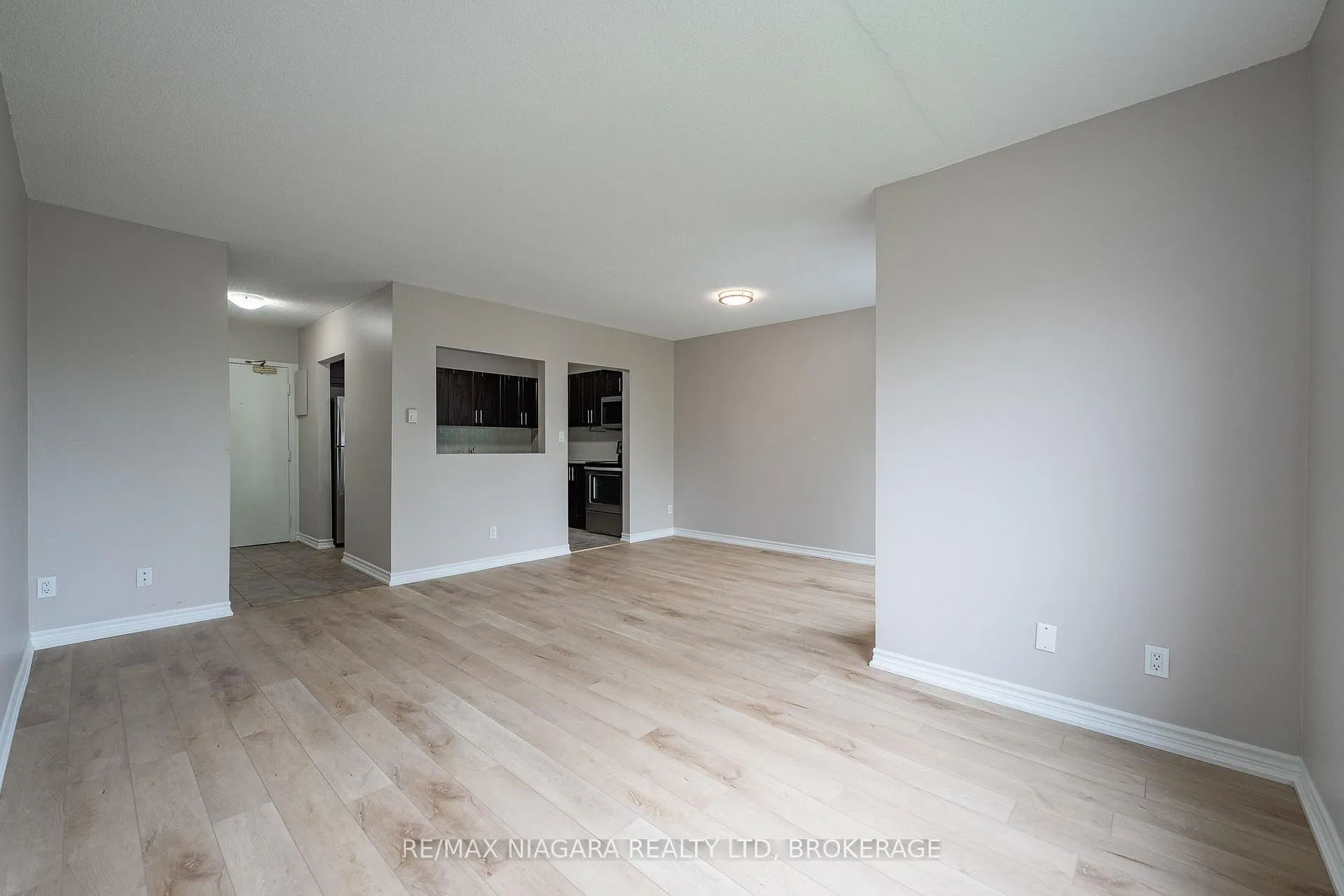 Photo 11 of Unit 316, 37 Rykert Street, St. Catharines, Rykert/Vansickle — HOMEH