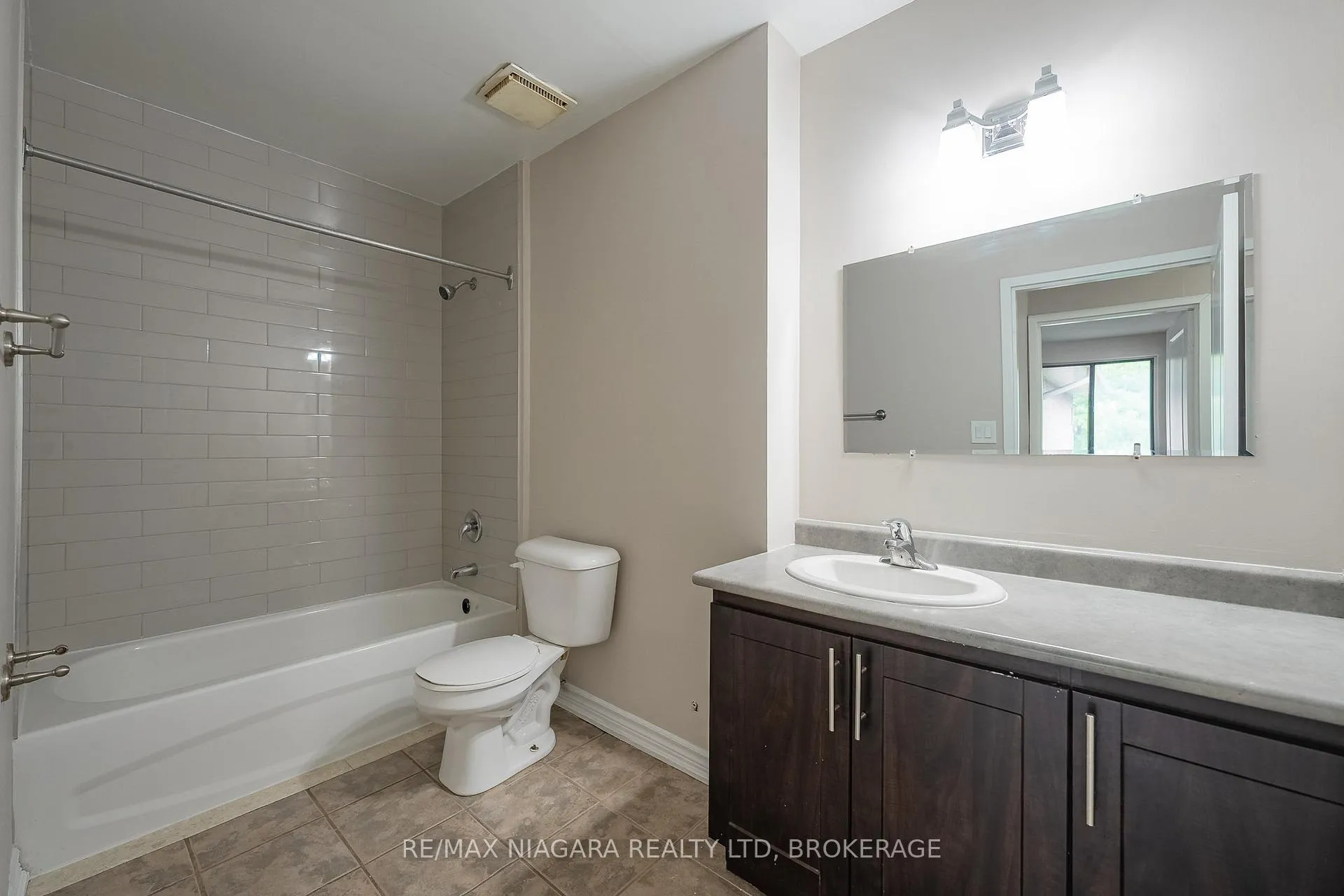 Photo 17 of Unit 316, 37 Rykert Street, St. Catharines, Rykert/Vansickle — HOMEH
