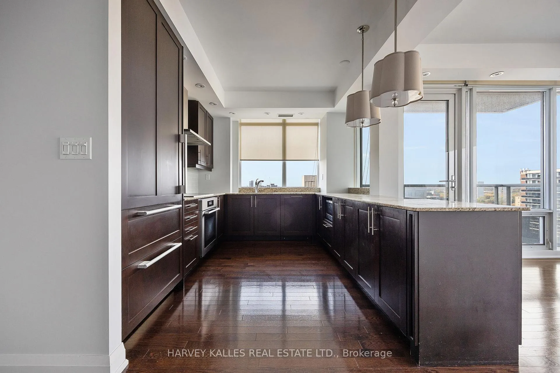 Photo 9 of Unit 1604, 1 Bedford Road, Toronto, The Annex — HOMEH