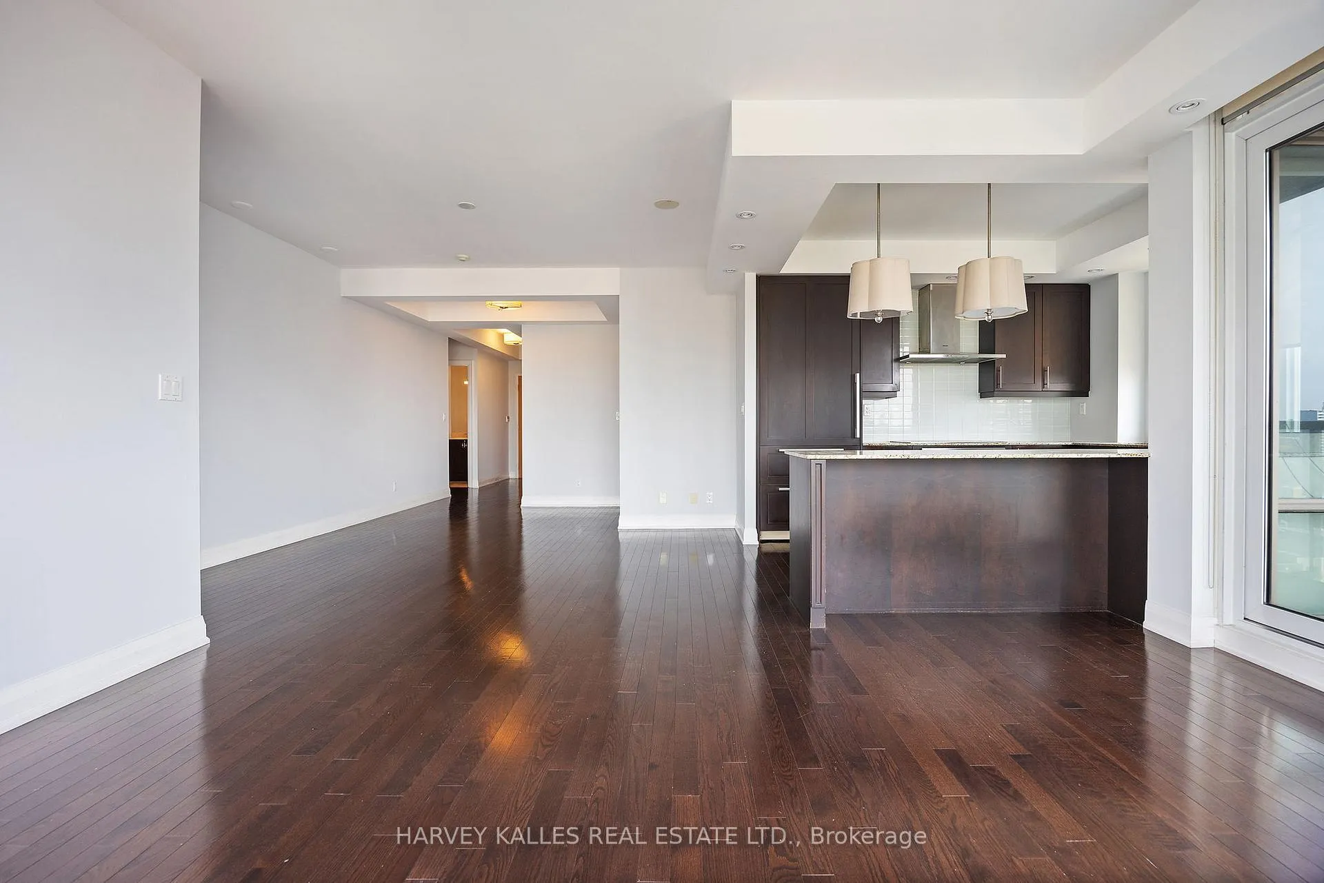 Photo 11 of Unit 1604, 1 Bedford Road, Toronto, The Annex — HOMEH