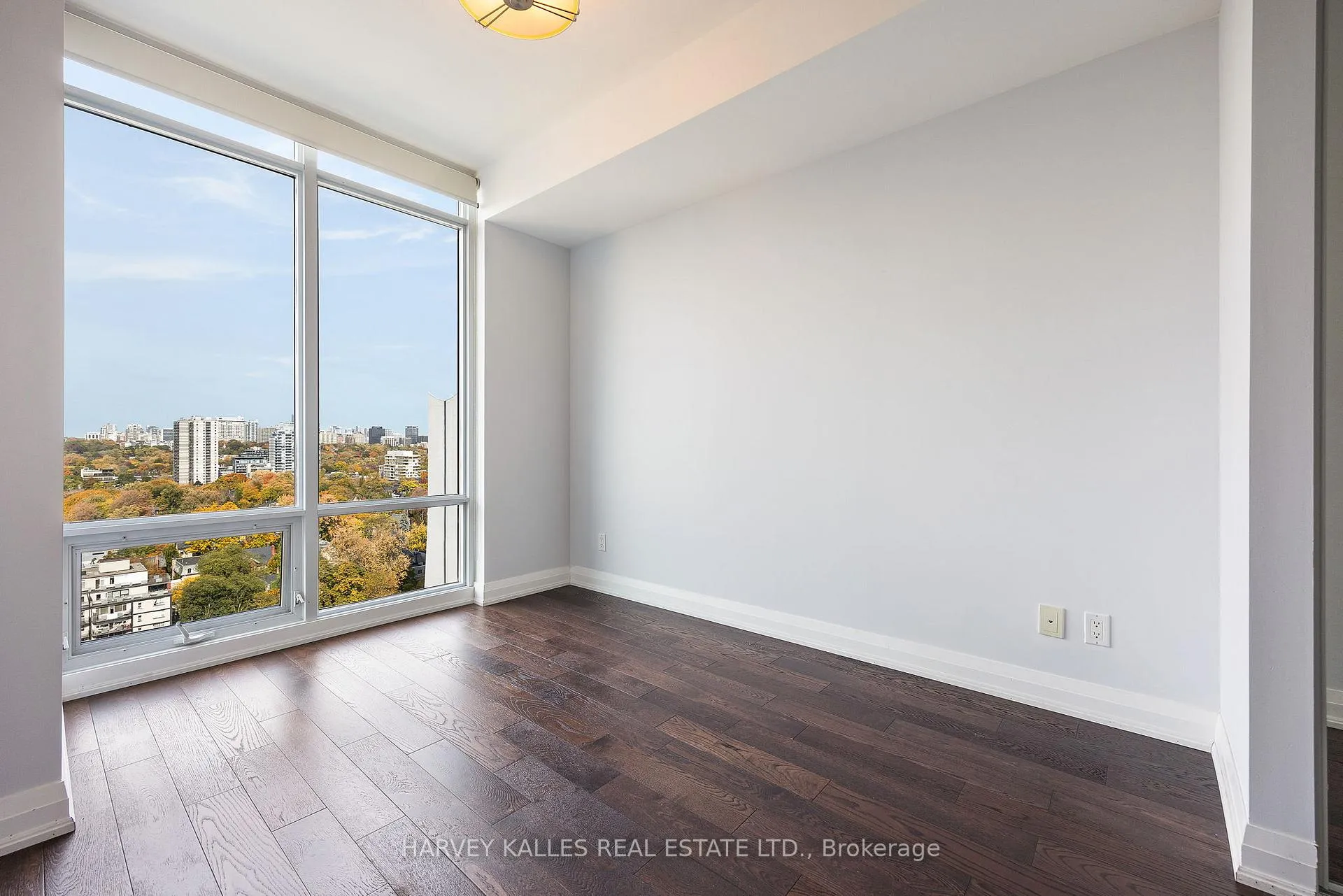 Photo 19 of Unit 1604, 1 Bedford Road, Toronto, The Annex — HOMEH