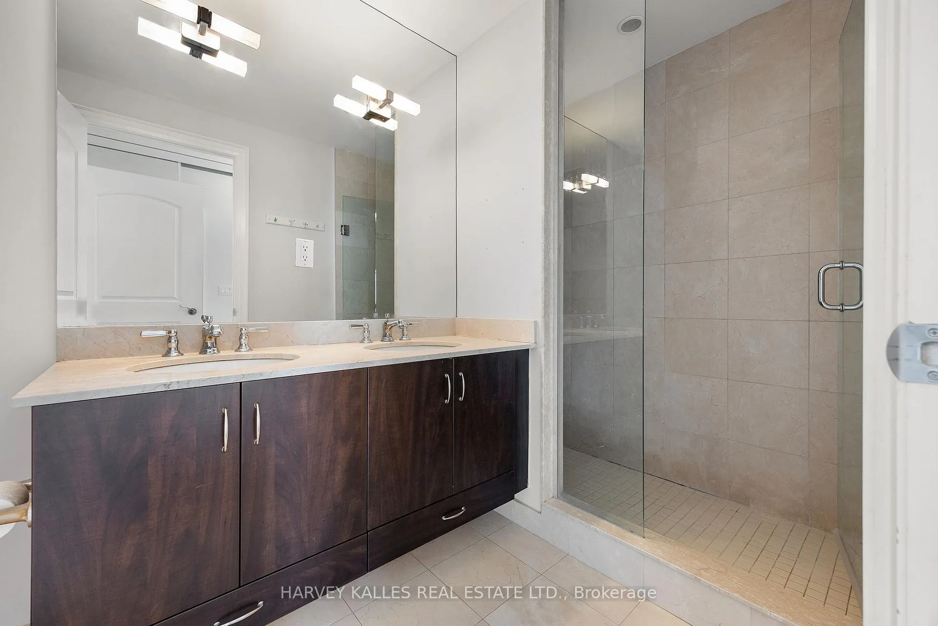 Photo 24 of Unit 1604, 1 Bedford Road, Toronto, The Annex — HOMEH
