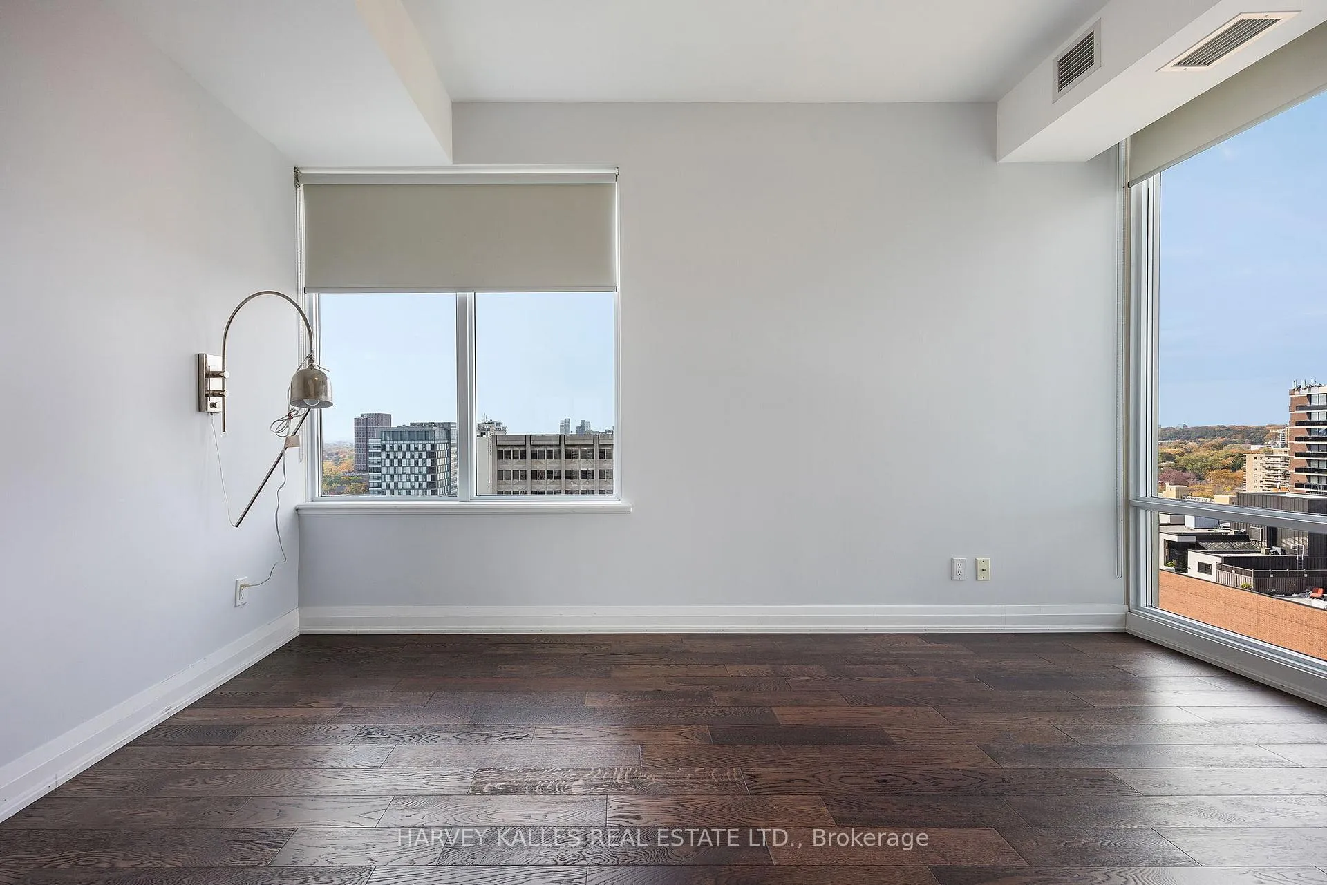 Photo 30 of Unit 1604, 1 Bedford Road, Toronto, The Annex — HOMEH