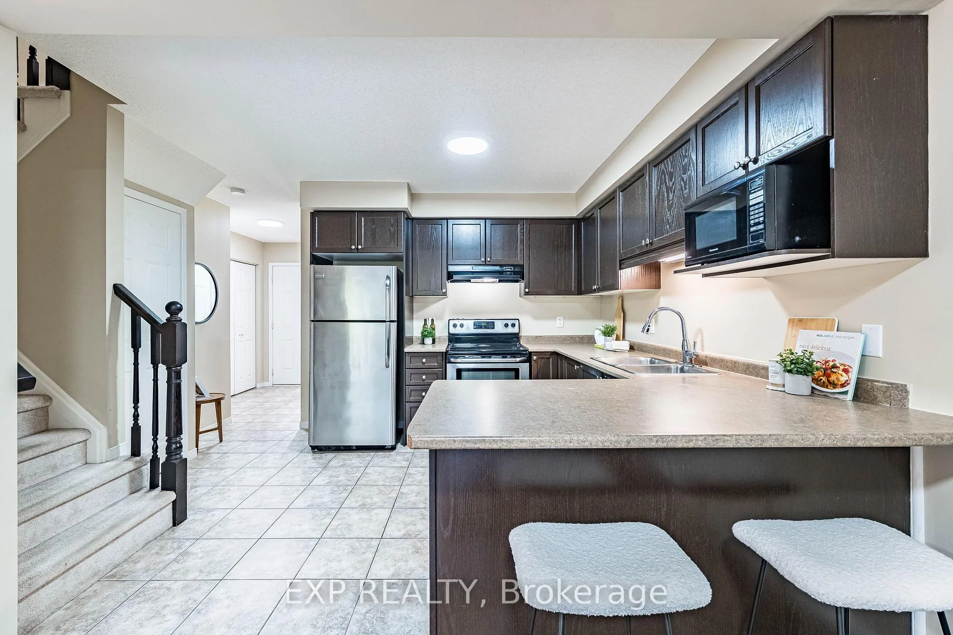 Photo 12 of Unit 1, 42 Fallowfield Drive, Kitchener — HOMEH