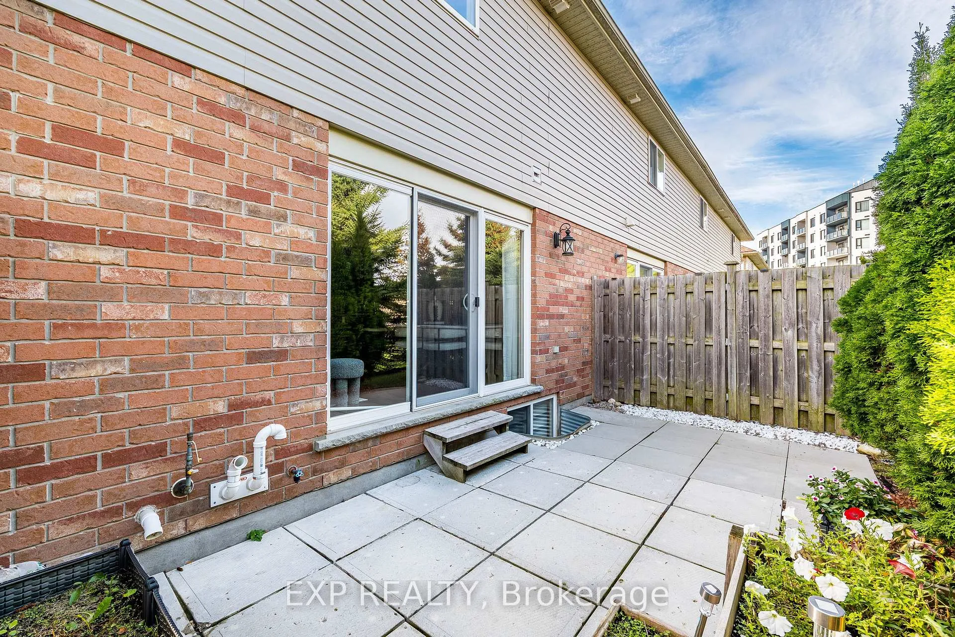 Photo 25 of Unit 1, 42 Fallowfield Drive, Kitchener — HOMEH