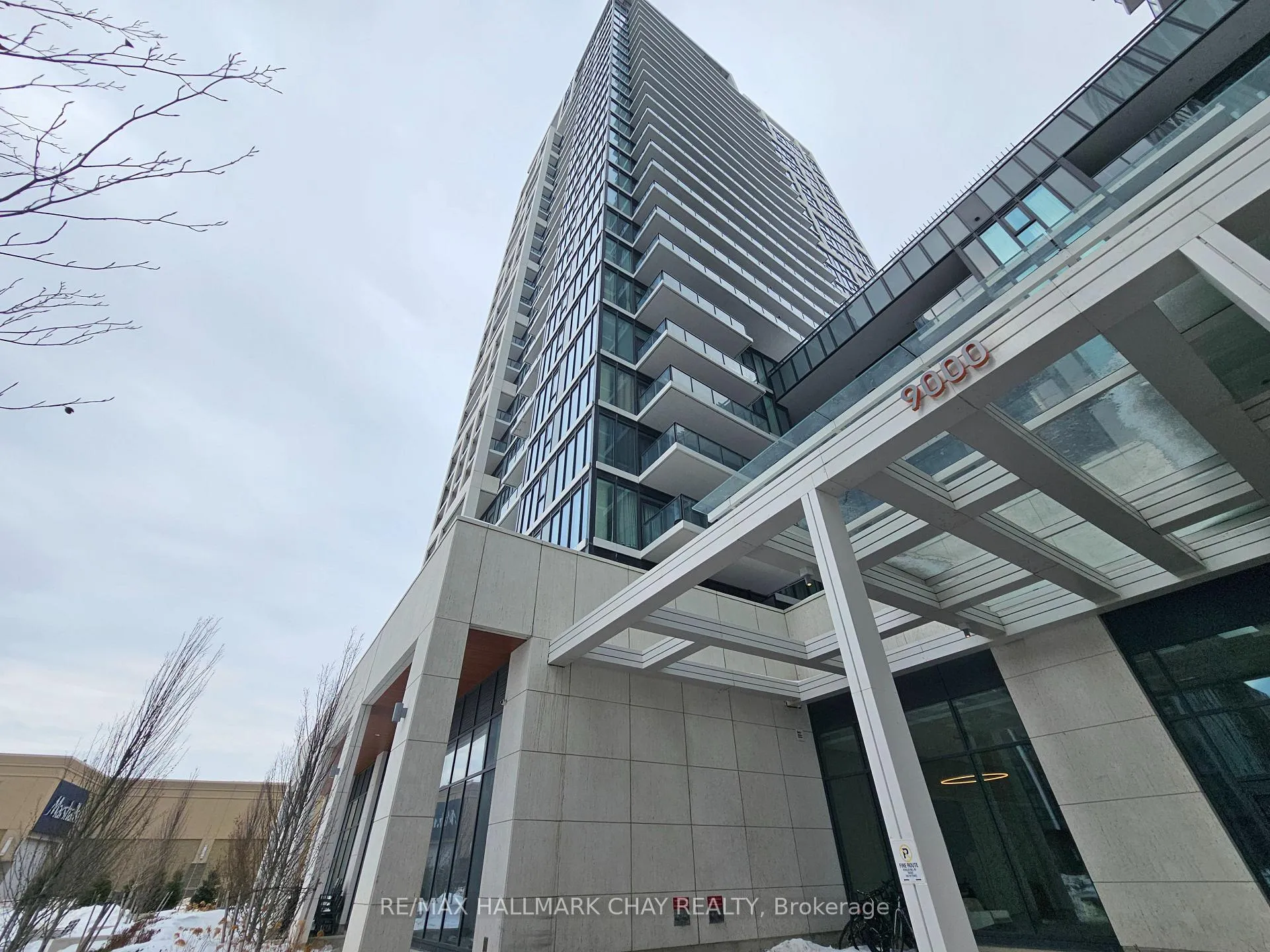 Photo 2 of Unit 525, 9000 Jane Street, Vaughan, Concord — HOMEH