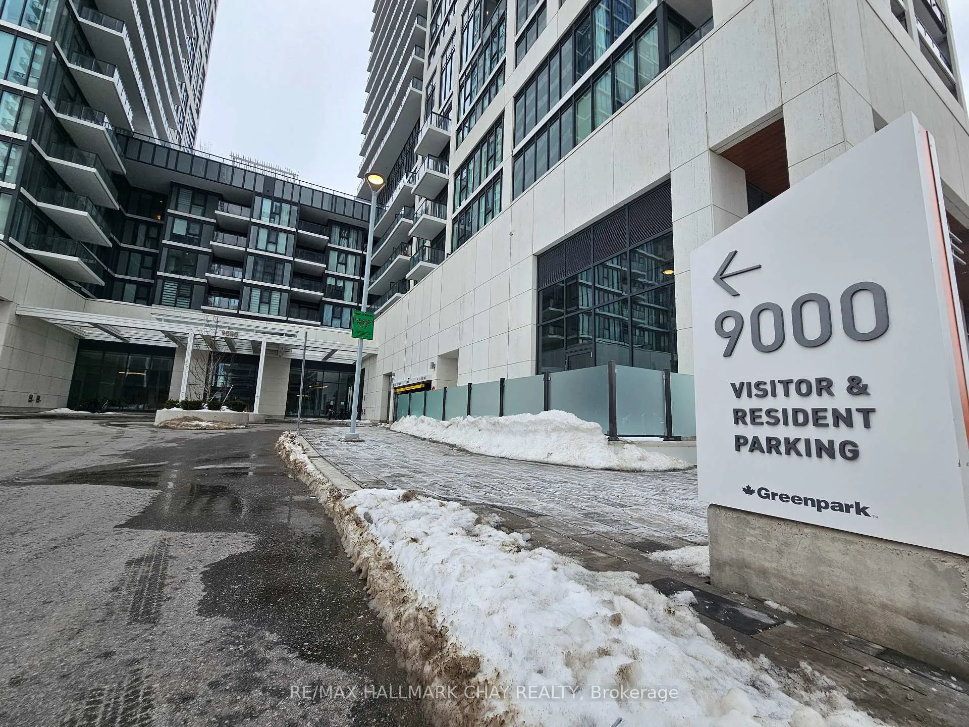 Photo 3 of Unit 525, 9000 Jane Street, Vaughan, Concord — HOMEH